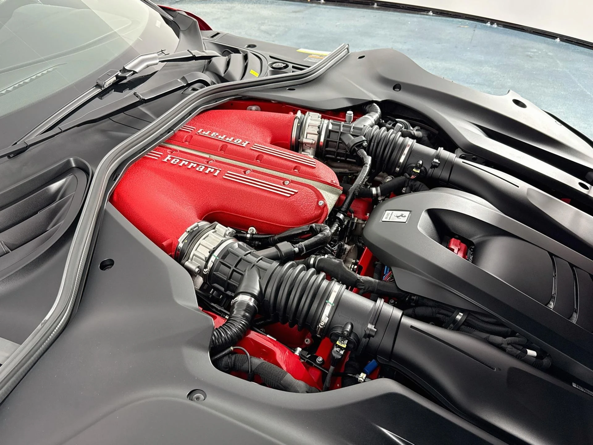 mph027_1044731750_Used_2026_Ferrari_12_Cilindri_1787771885_ec2a21d53a