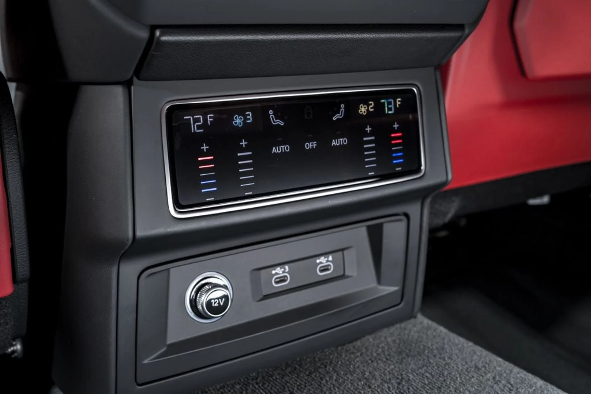 mph027_104550554_8c8c4d0baada355bbe82d3d68536df6ex_5c324a099a