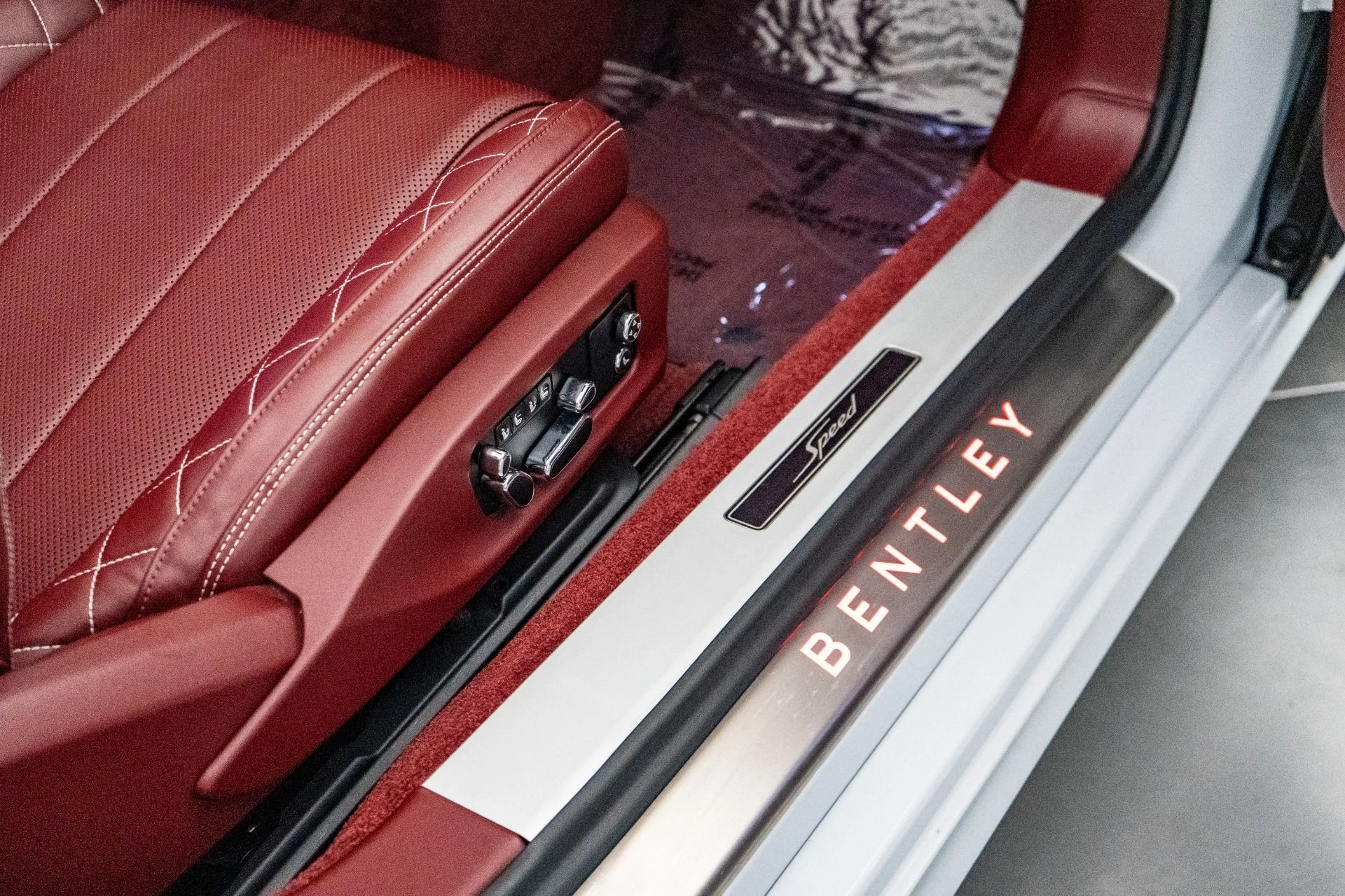 mph027_1047254936_Used_2022_Bentley_Continental_GTC_Speed_1753296695_2d812e8010