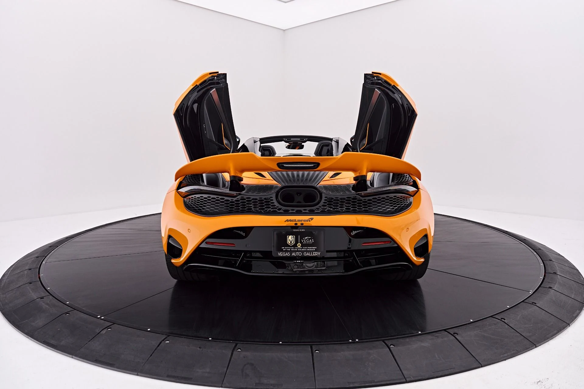 mph027_1052913278_Used_2025_Mc_Laren_750_S_1786993742_867dde1844