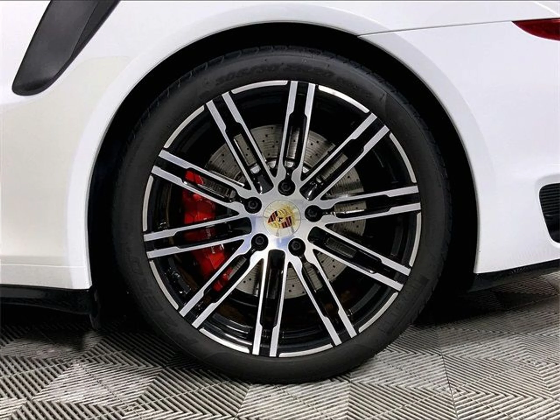 mph027_1061699090_e105920e5c43d4add2df3d74ecf15d92_6fb895b012