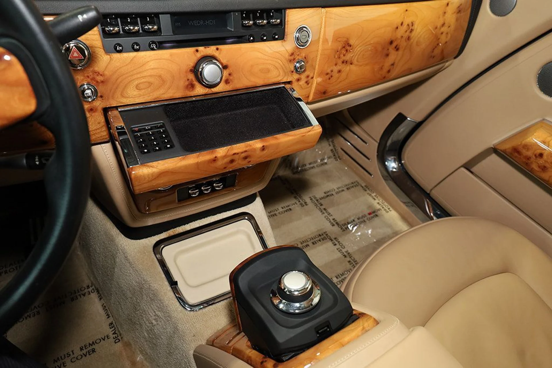 mph027_1064336076_used_2010_rolls_royce_phantom_coupe_2drcoupe_9689_23022670_28_1024_28ee4e5d93