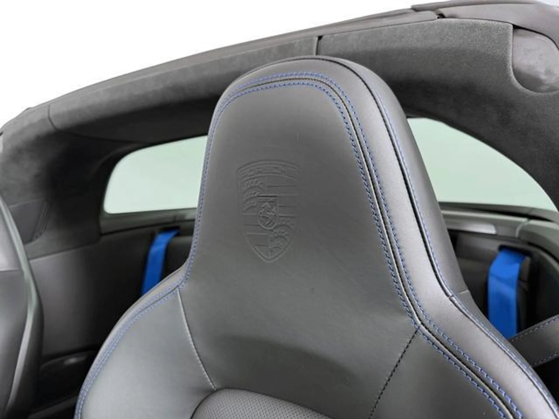 mph027_1066120992_ASF_Oj_HVB_4_Z_Xbm8_KX_Qe1_W_h_LRT_4_Y_c426c25b33