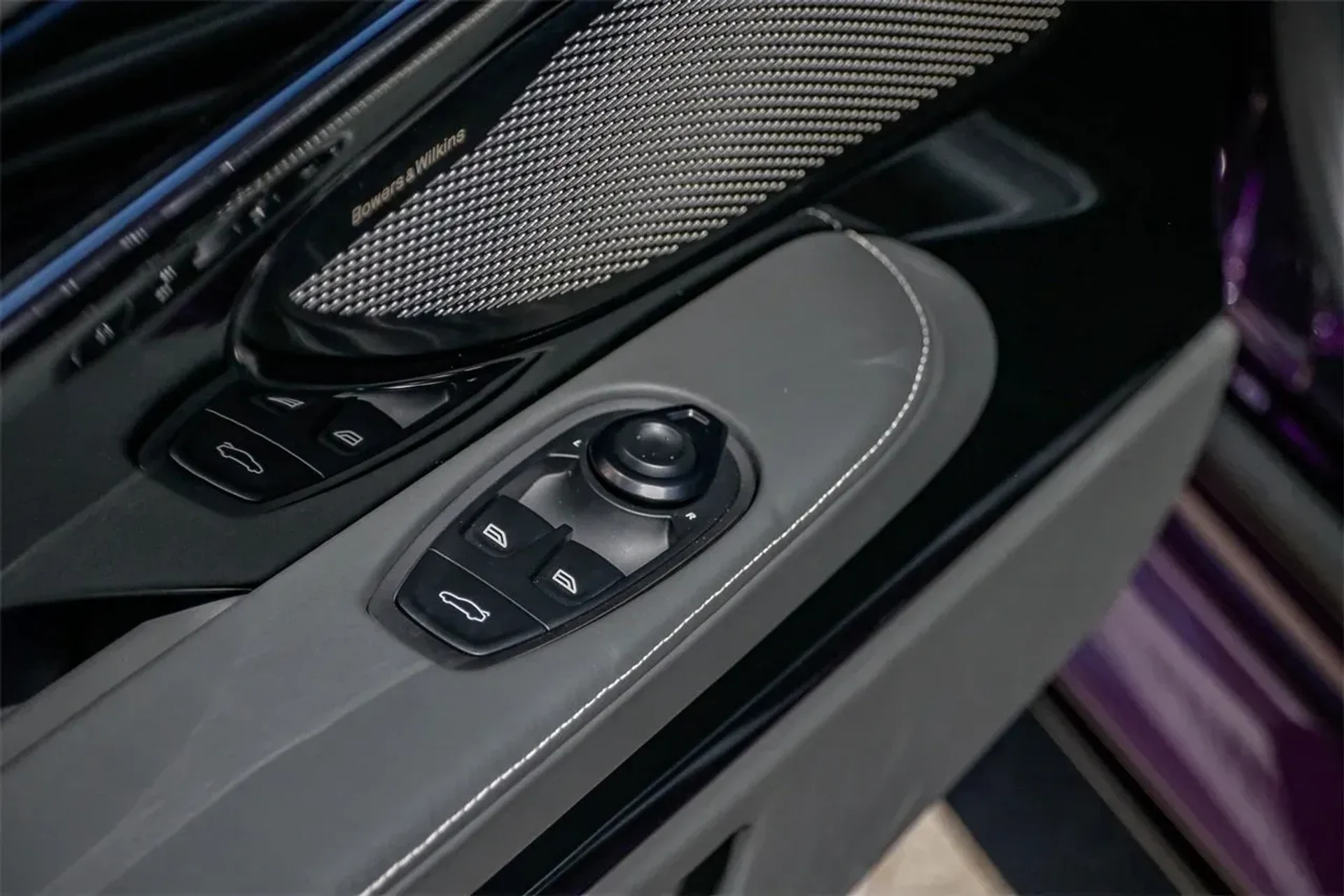 mph027_1066700693_f8739faa00bb4edf910fc2cbe0c5dcc6_ba30f53130