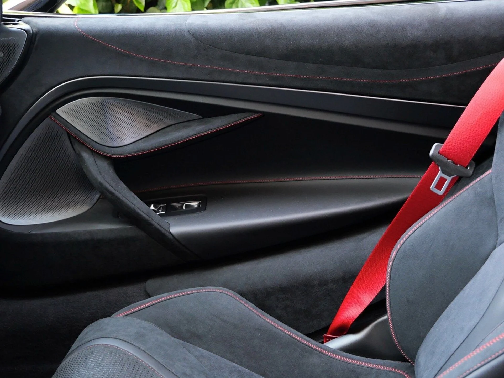 mph027_1069045981_47ed92464ed14d9c0d84af3ad643bb2bx_e29d31082a