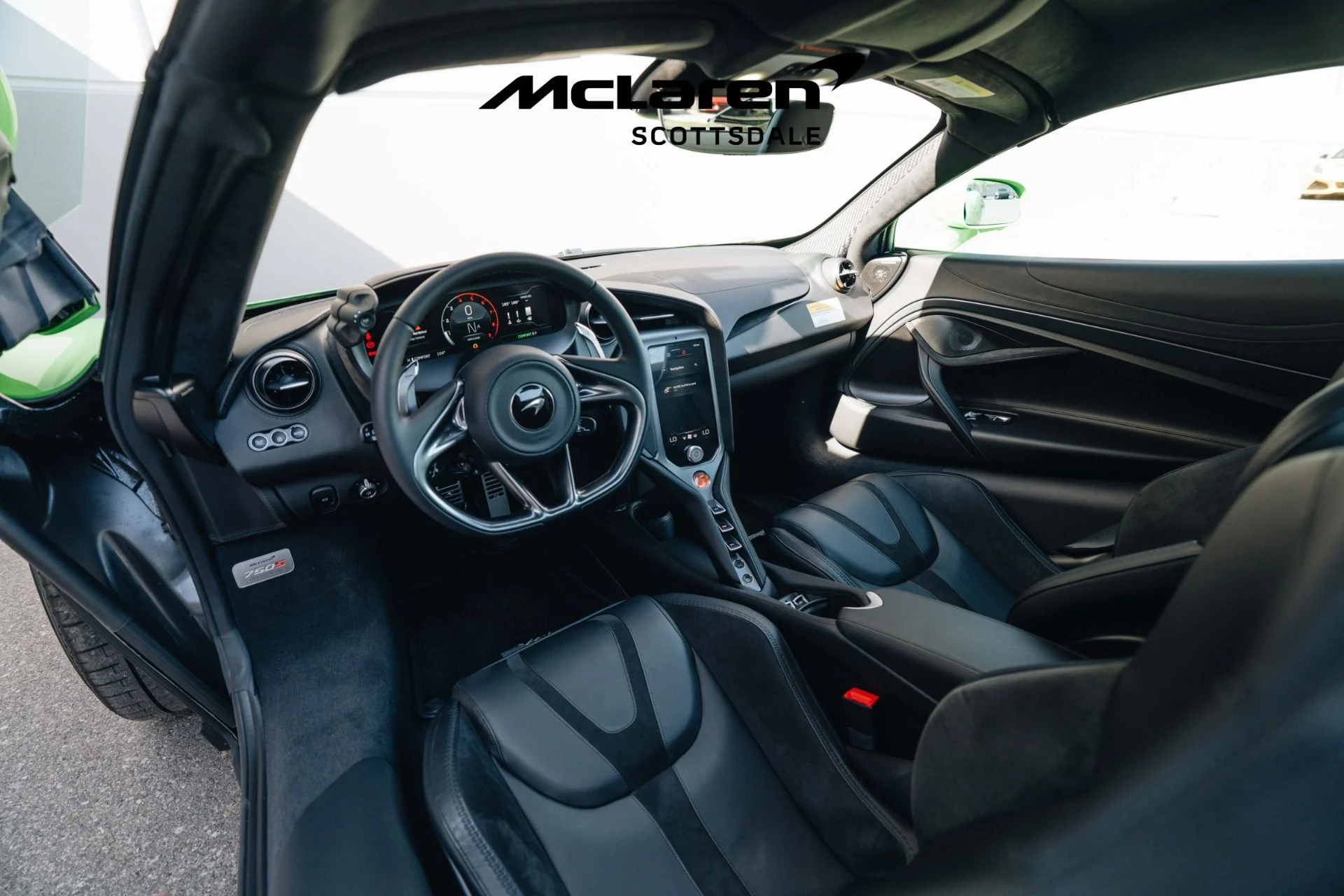 mph027_1070195387_Used_2025_MCLAREN_750_S_1745590695_66a2e73dcf