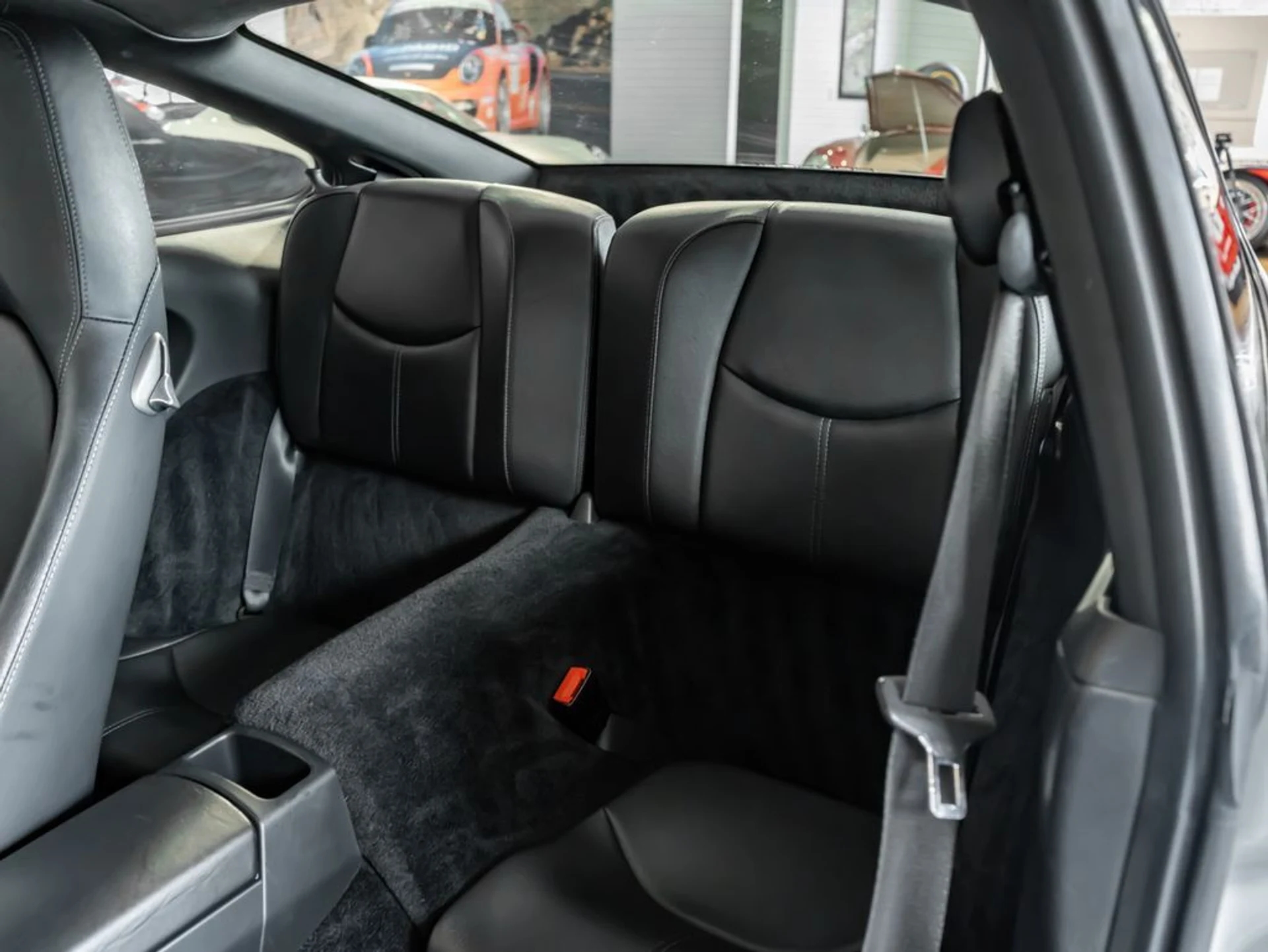 mph027_1070726408_cf67a307476566cbf7c8a6b1dad025b0_dcb8652920