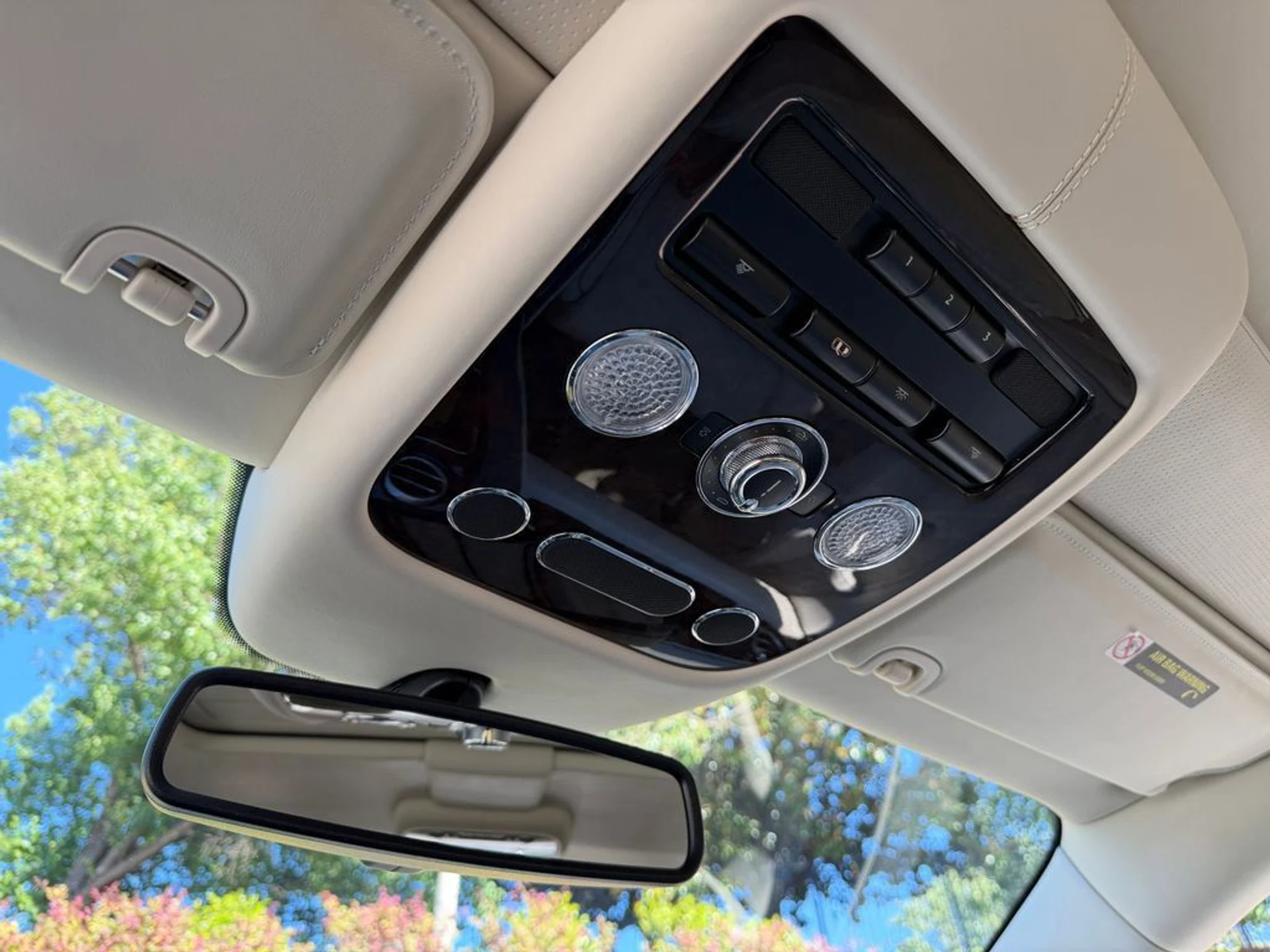 mph027_1073642369_c141519d93b14aa5beb639ea316a654a_7ac4604caa