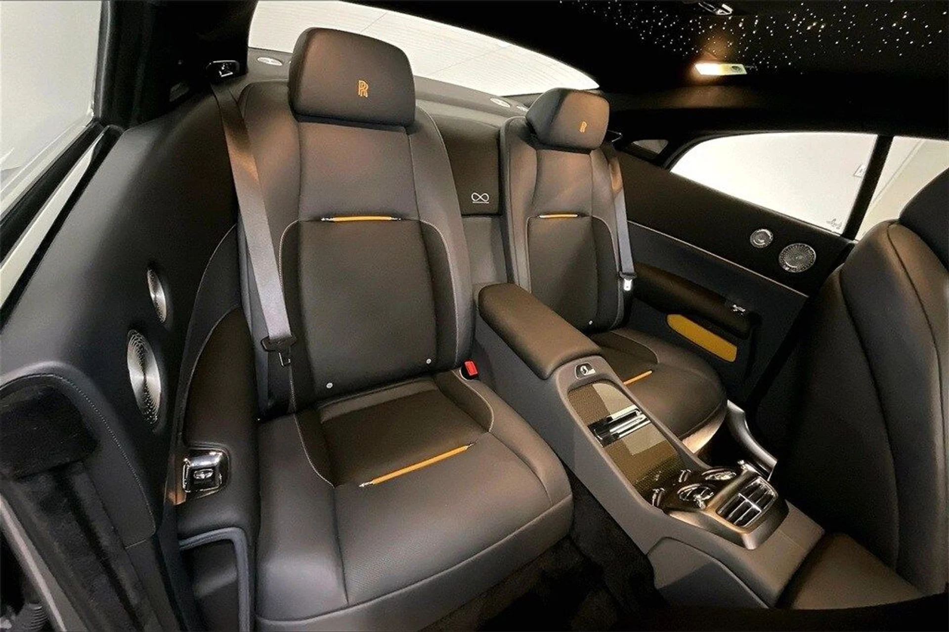 mph027_1075259820_2eab0dbb1f08a20e5ea432965a1e34aax_a5359d872b