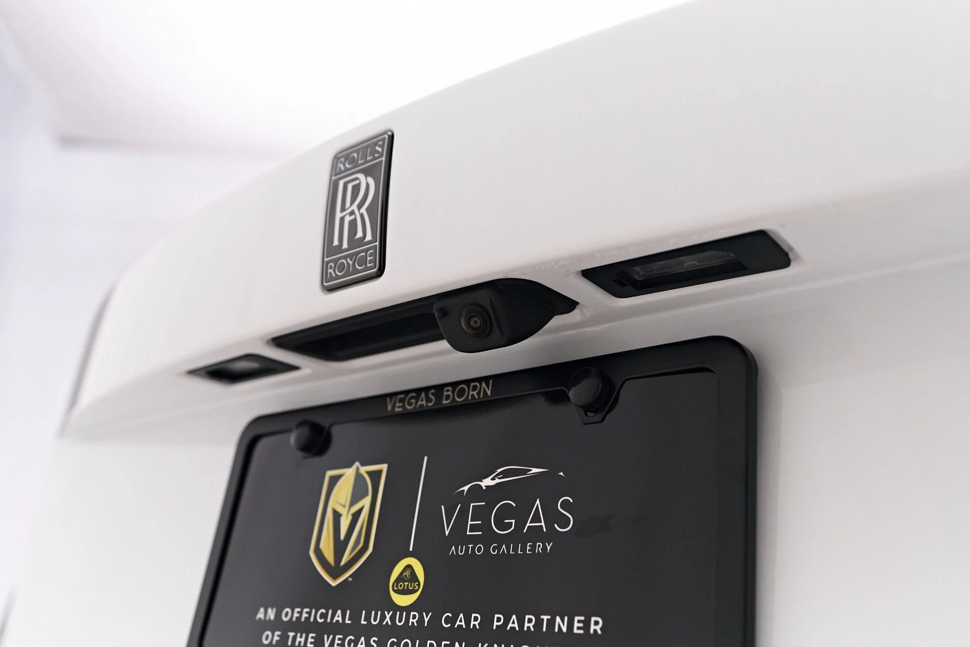 mph027_1081171363_Used_2025_Rolls_Royce_Spectre_Base_1753213338_ba67d8bb8c