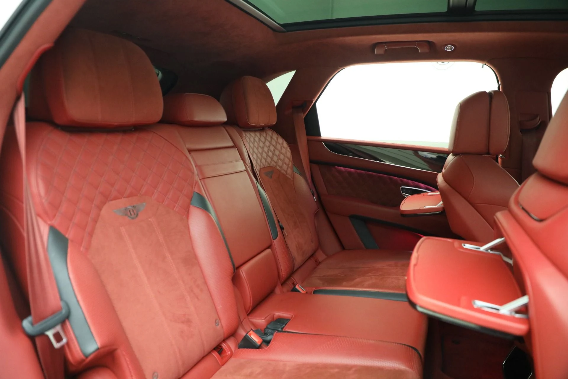 mph027_1085157874_Used_2022_Bentley_Bentayga_Speed_f31e1eab14
