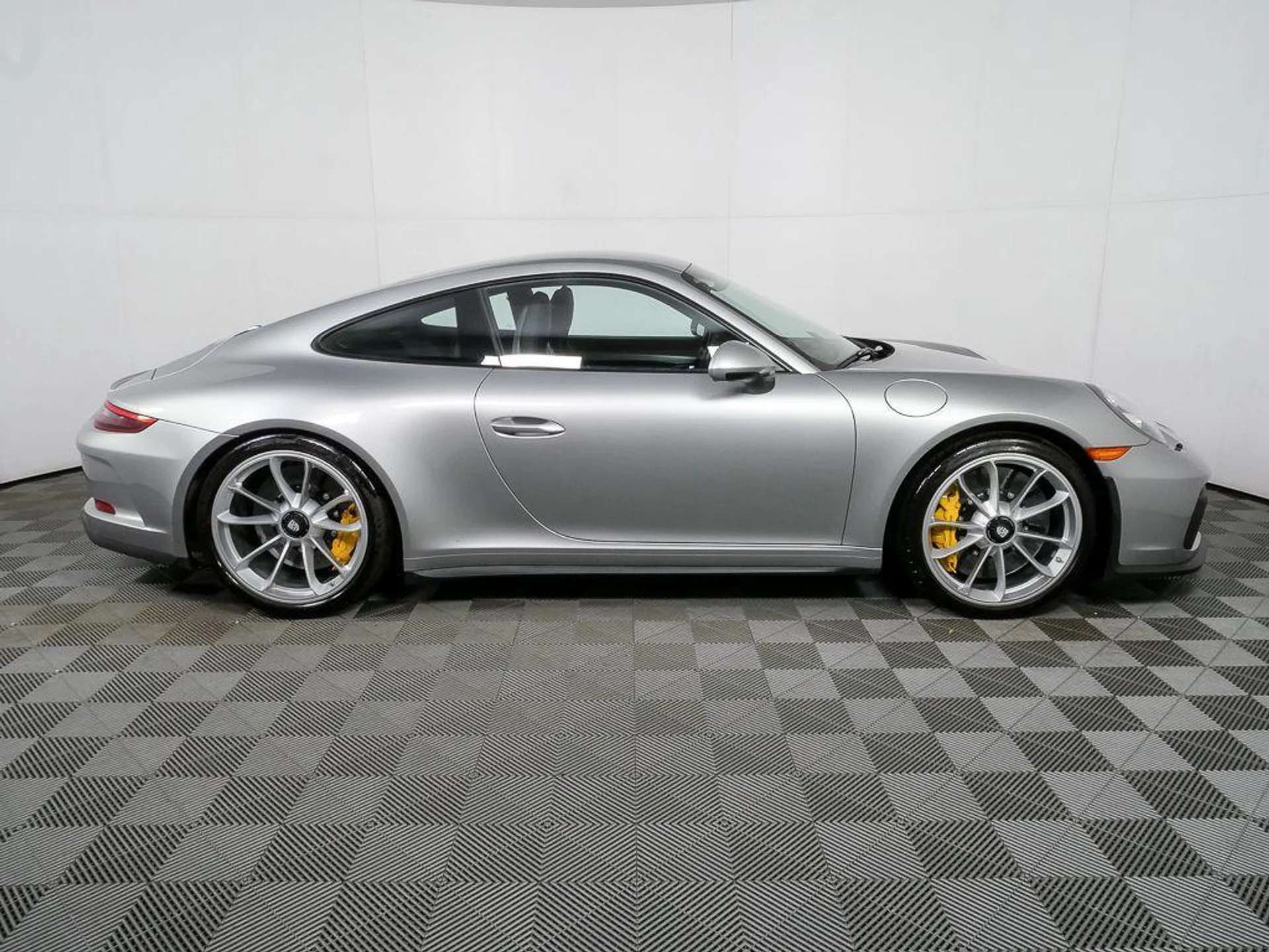 mph027_1086457732_Gcv_J2_MBPXF_1_Jn_Nnj_N5_X1w_Us_S_Ty_Y_94cd513311