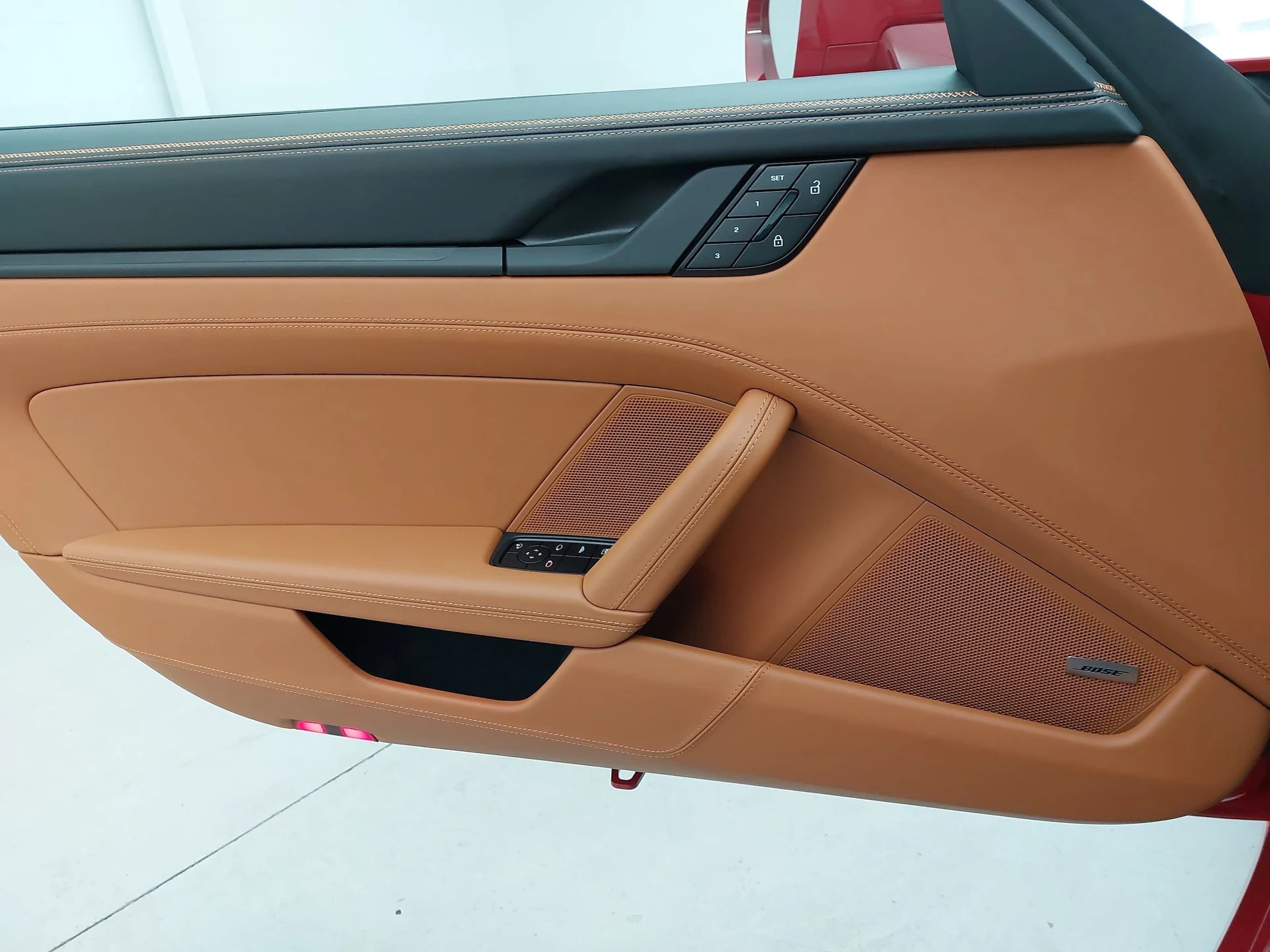 mph027_1097842565_8fa1ee308a4d9dab9c9ffae64bbc7b34x_e3037efced