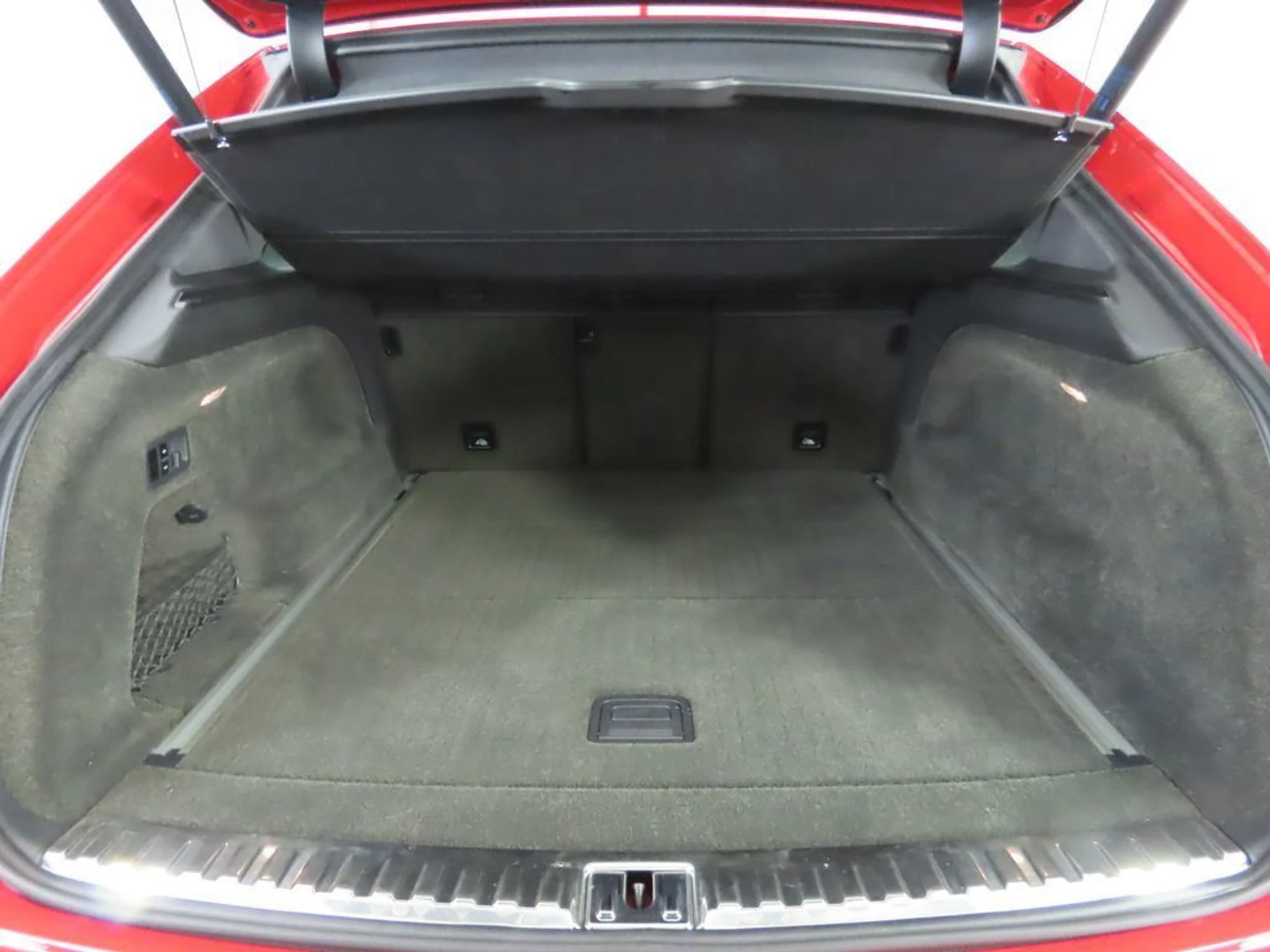 mph027_1103364825_used_2019_bentley_bentayga_v8awd_8119_22926771_28_1024_4062f856de