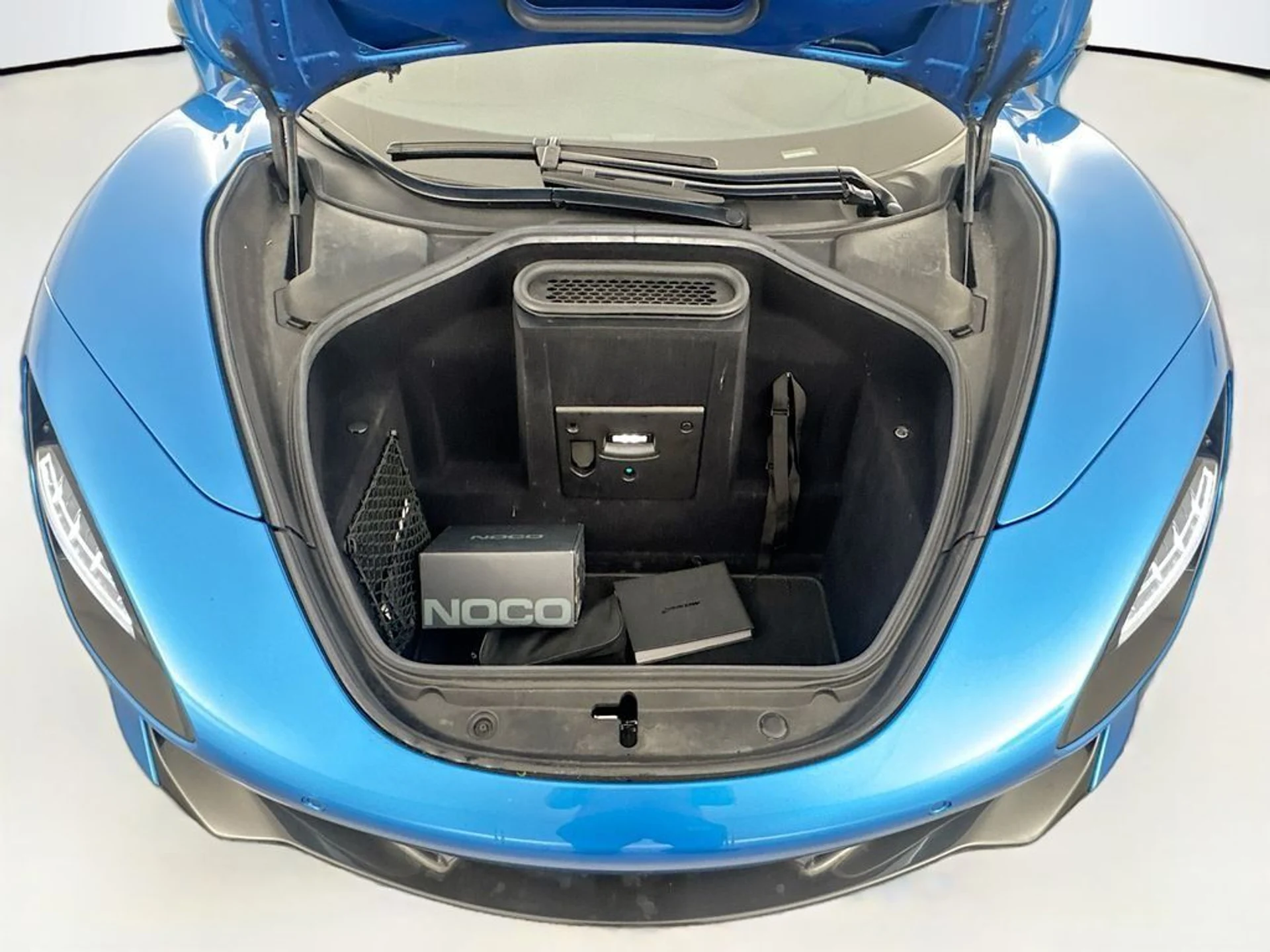 mph027_1104562821_b54074c7b117f658852e0b6b3a00b9ef_d131312808