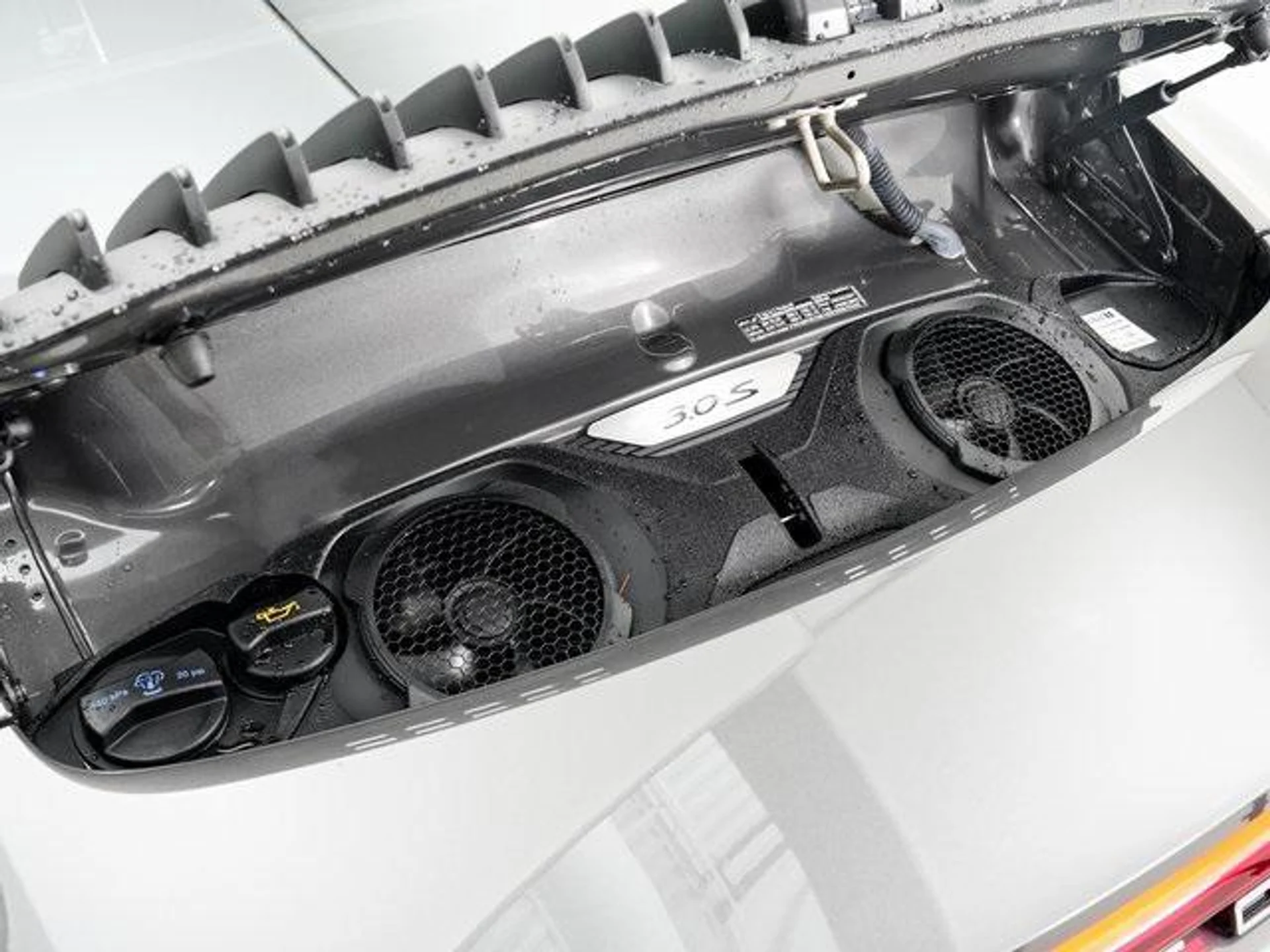 mph027_1105877461_GQC_4_ZXNOD_Lh6l_TN_7_Ro6je_N0n_Cow_19b2a5fa69