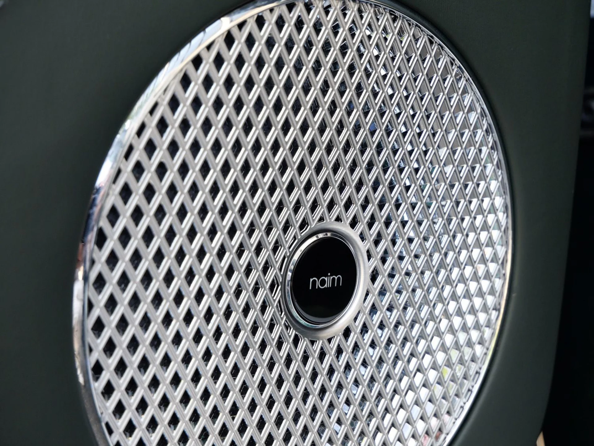 mph027_1107708787_d3b17d99ed1f46096035e98799299635x_41e17583f1