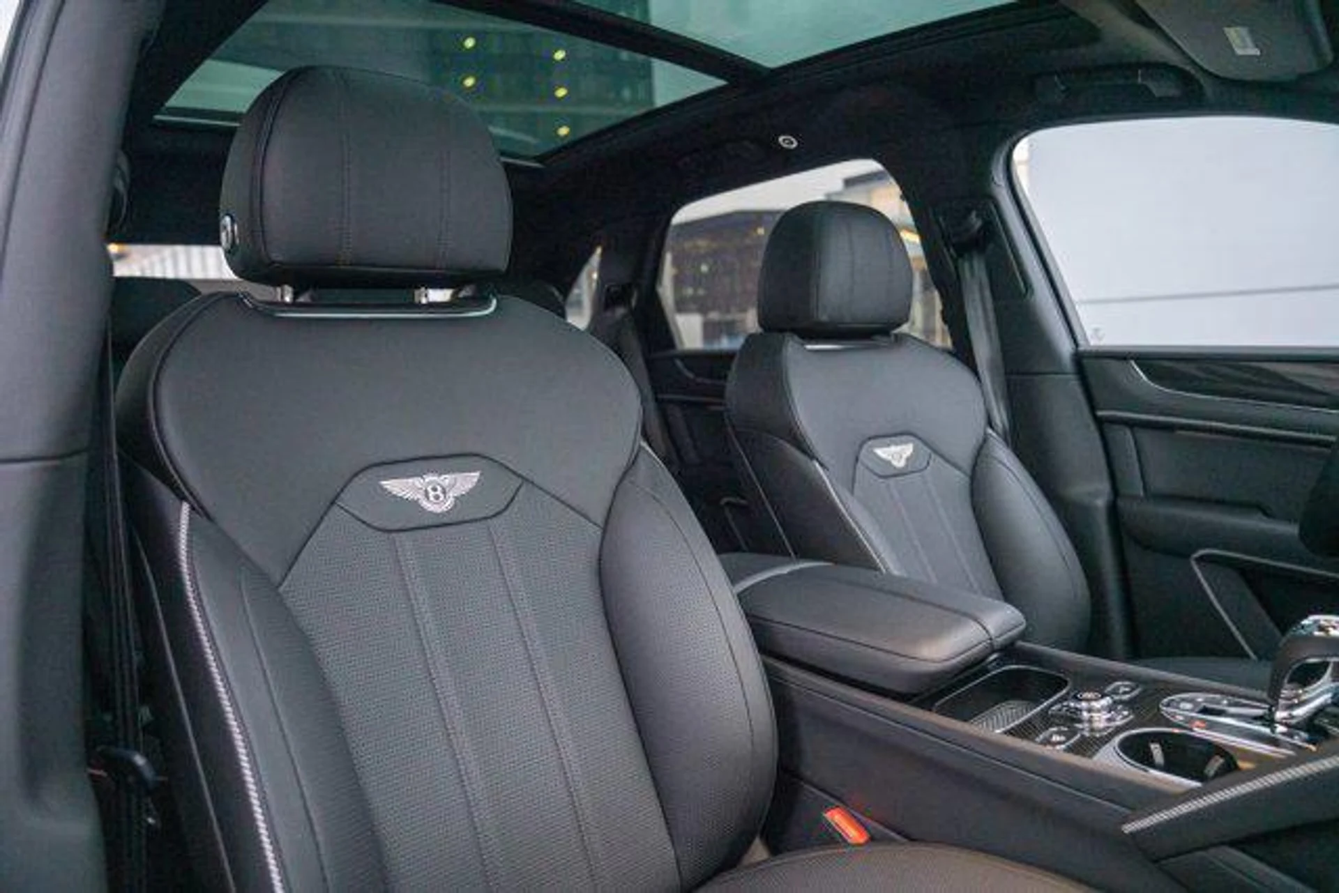 mph027_1114540362_HCST_m7_Y8a1jx37v1_Qi7q_VEG_Ge0_09a0eebc9a