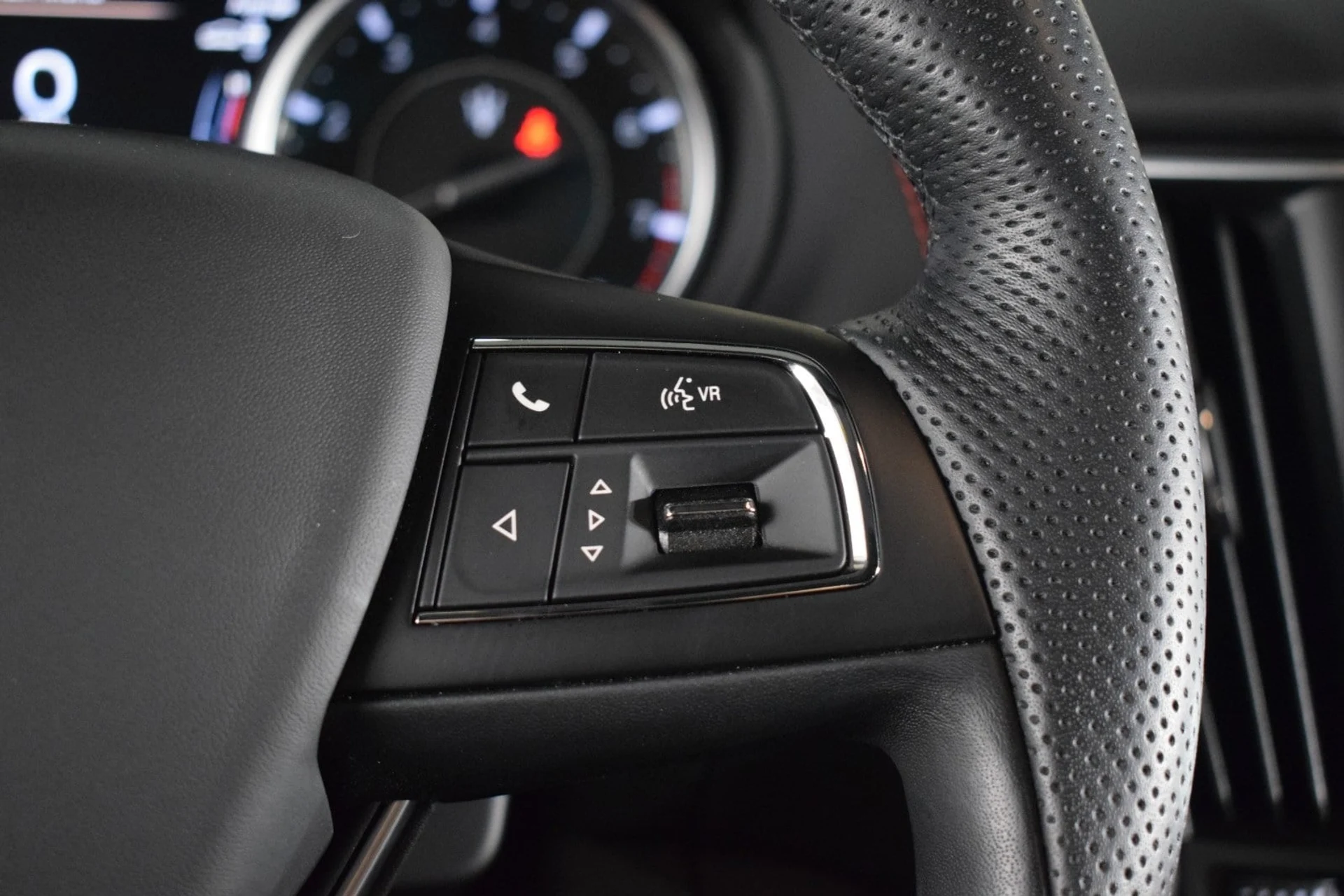 mph027_1115439883_584c22b2d75755f517b635b86bcdab27x_10f0d2acd2