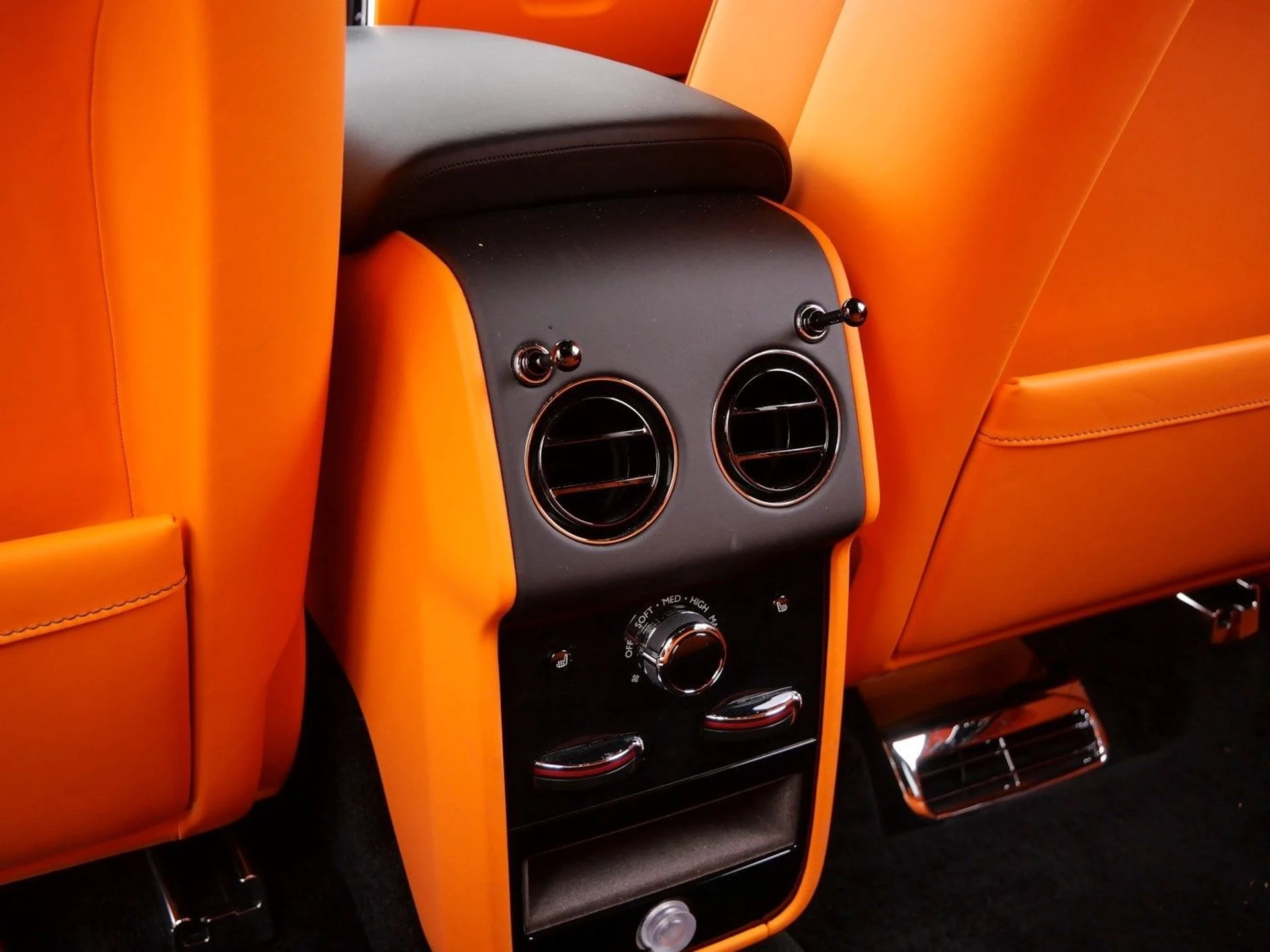 mph027_1116728398_aa309387d8341baee02ef2265b1ce64ax_1caeea17b5