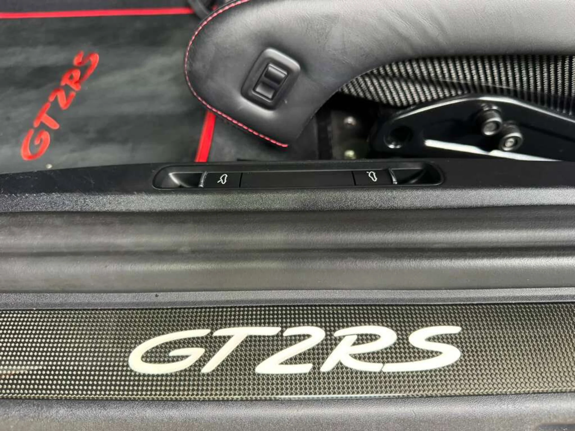 mph027_112230216_eeb9627652cc32bac5836b20261b5540_48dbc75834