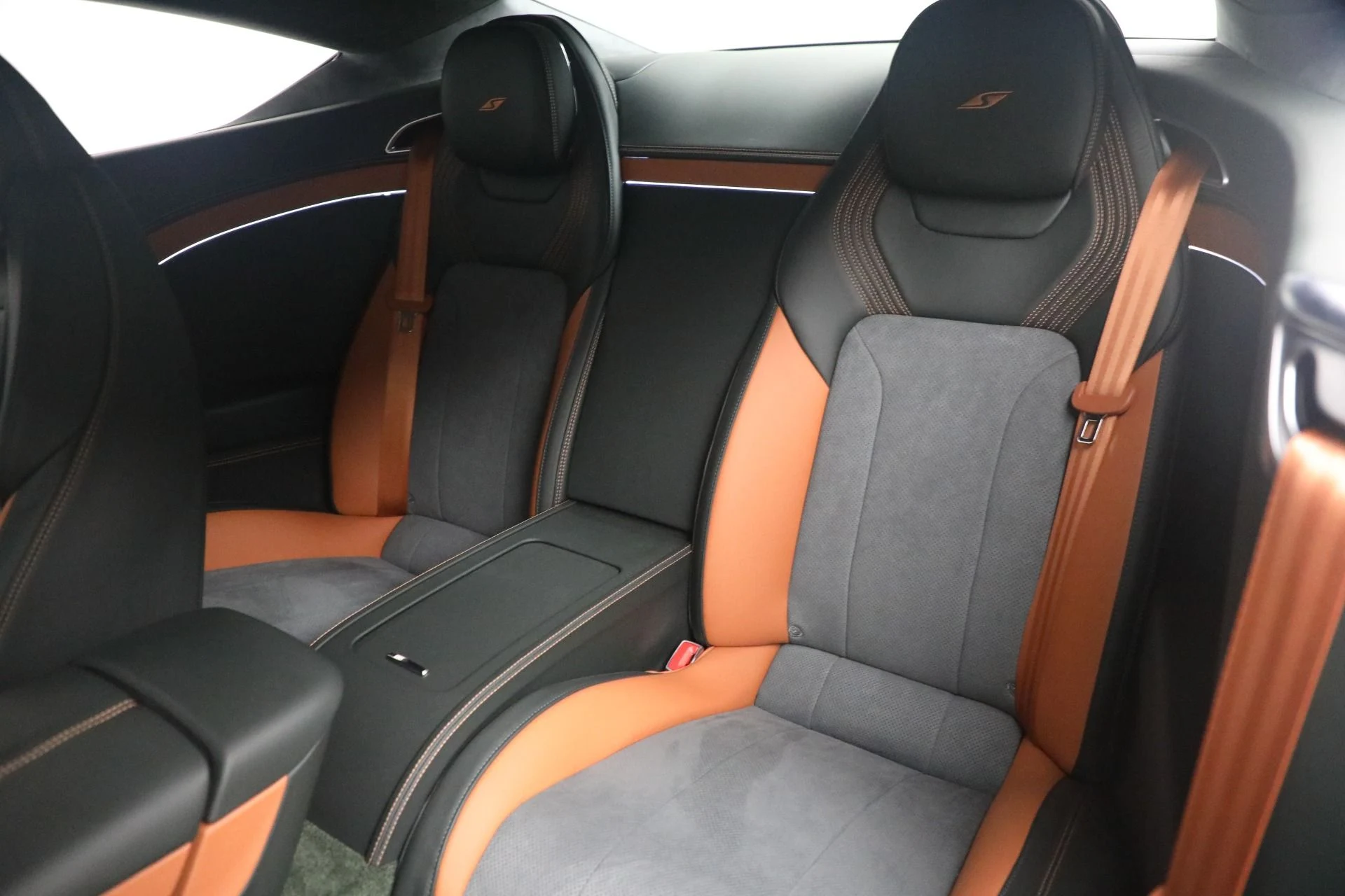 mph027_1126621368_Used_2023_Bentley_Continental_GT_S_V8_0bfaf233d7