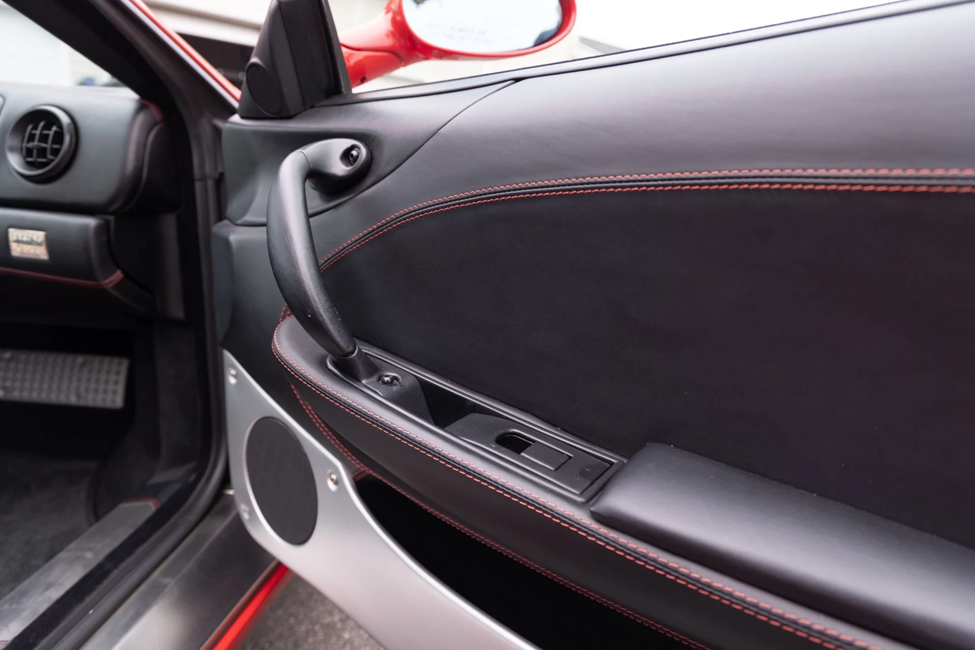 mph027_1126978315_Used_2004_Ferrari_360_Spider_6_Speed_Manual_1763151802_454398f934