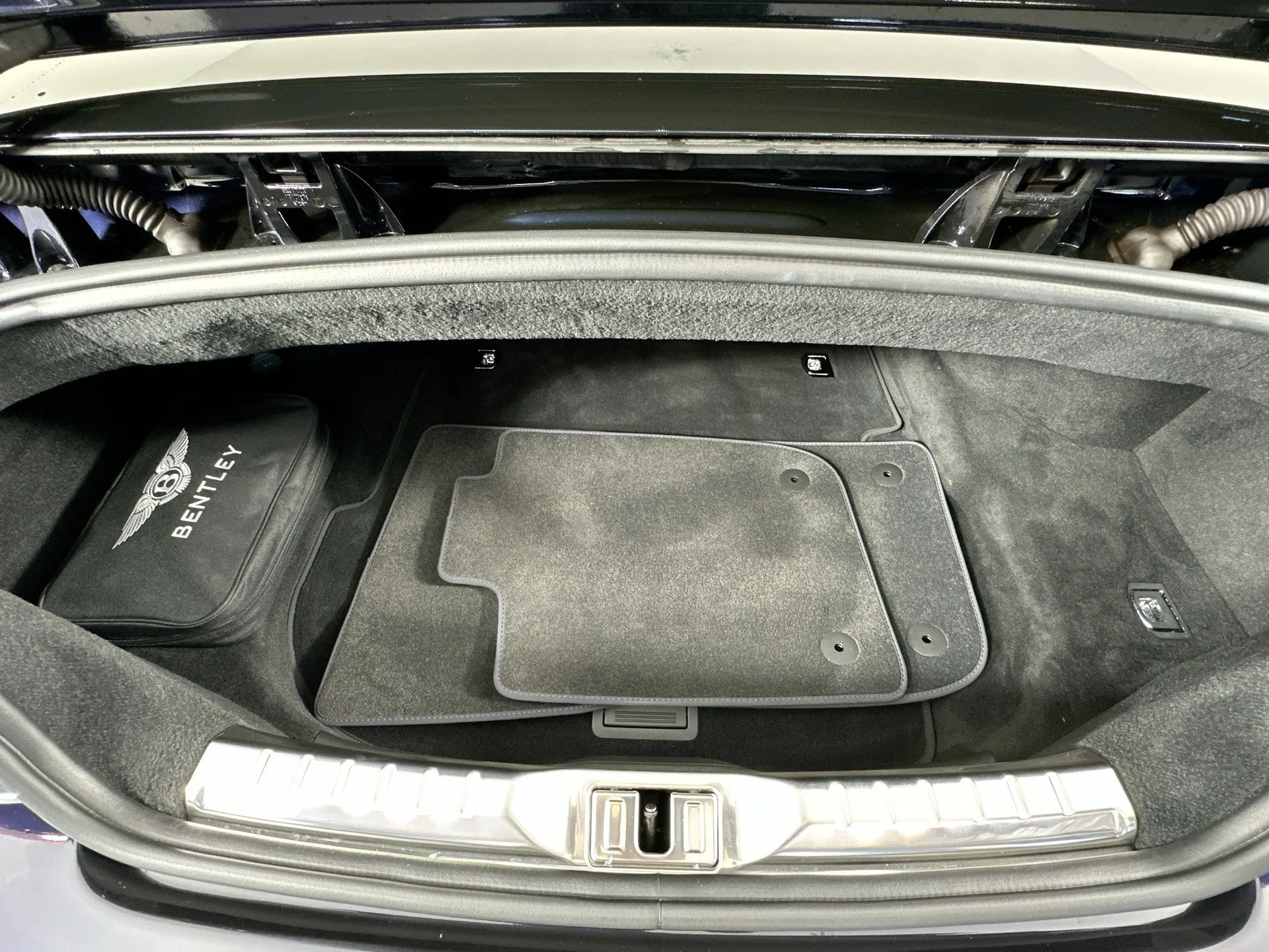 mph027_1129564652_28_4faa730084