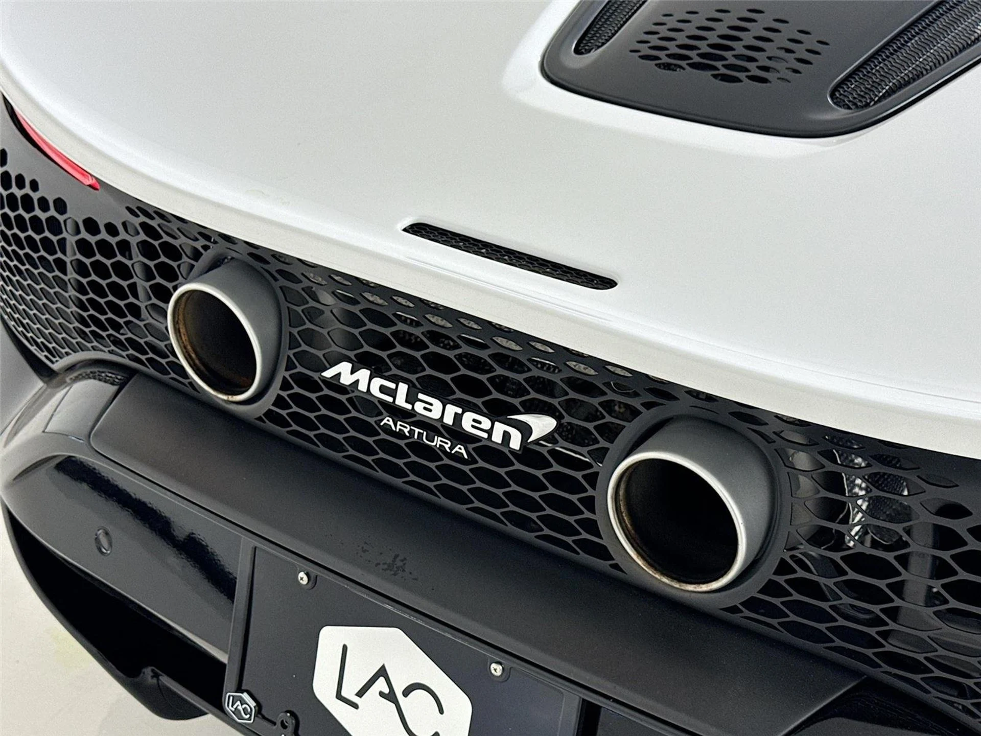 mph027_1130000884_a168afcbd16107841e7b279a32825cbf_c1309782cd