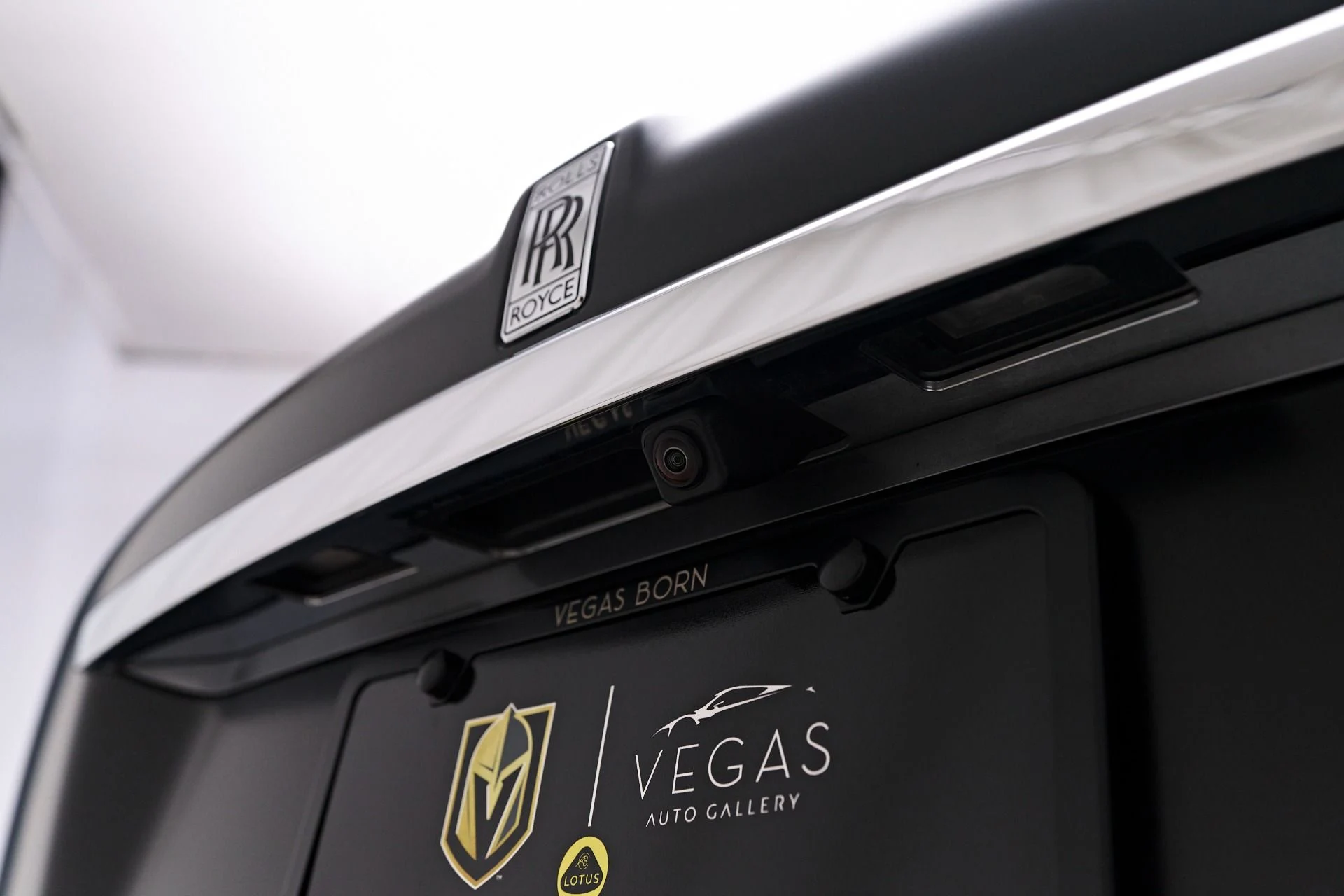 mph027_1130579847_Used_2023_Rolls_Royce_Cullinan_Base_1756252121_b404d7541c