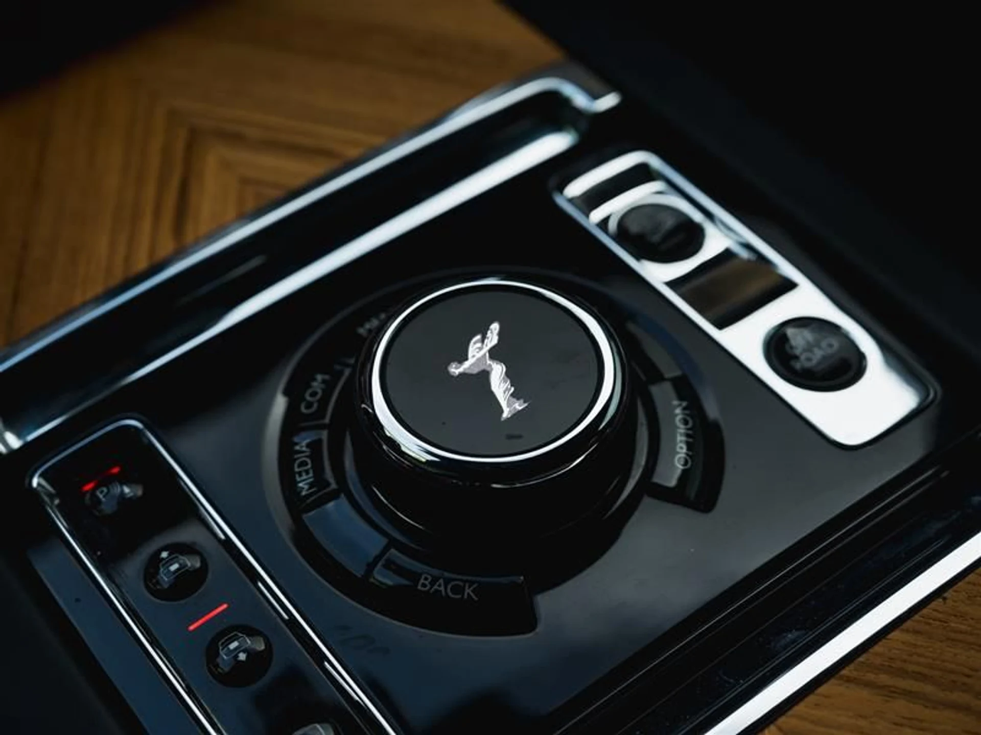 mph027_1131287740_ig0q5t2o_98d7899f4b