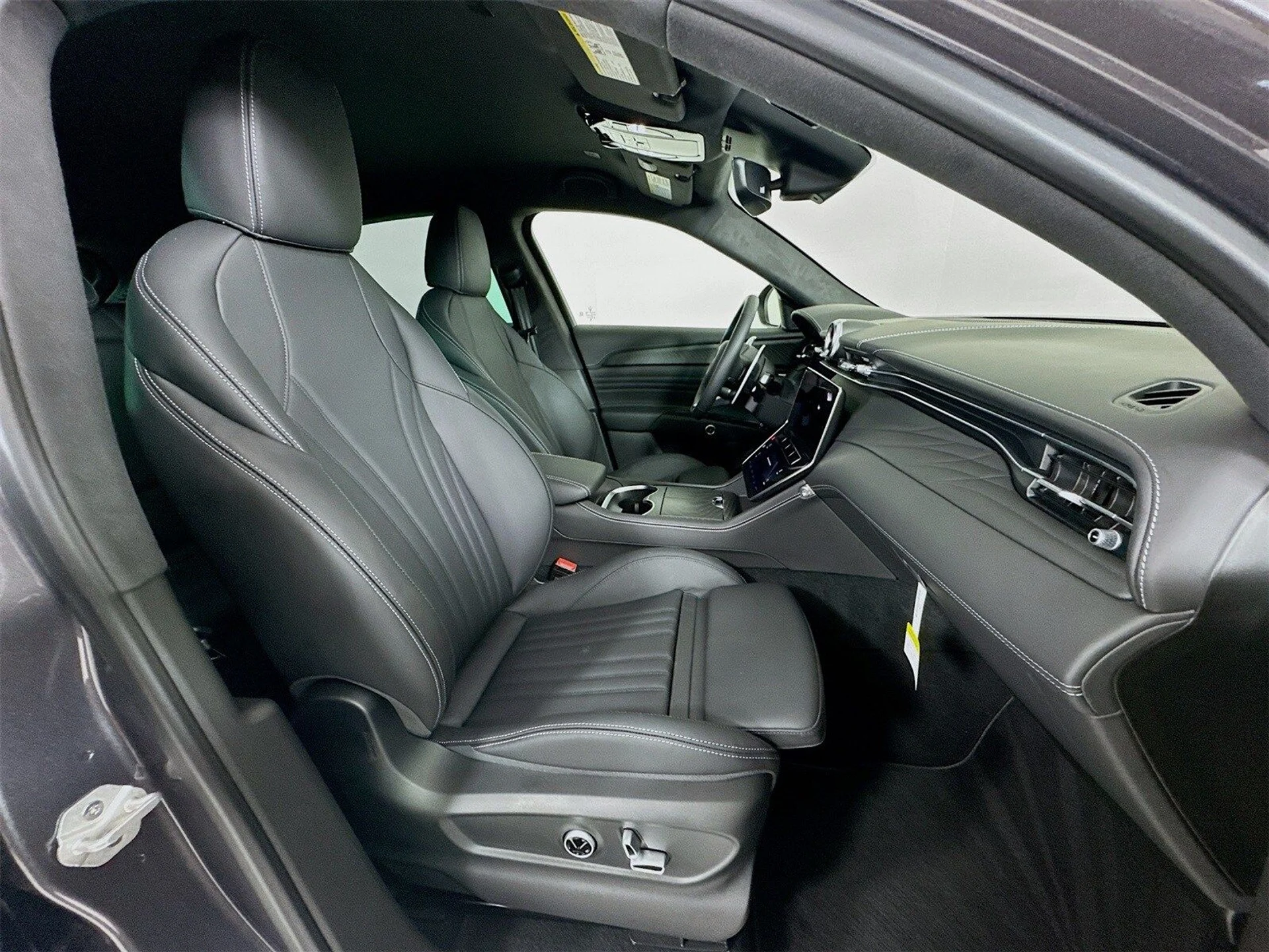 mph027_1132635961_eaf7b1de8ee97f3d6bde73aaeb7179dcx_dac14b0d53