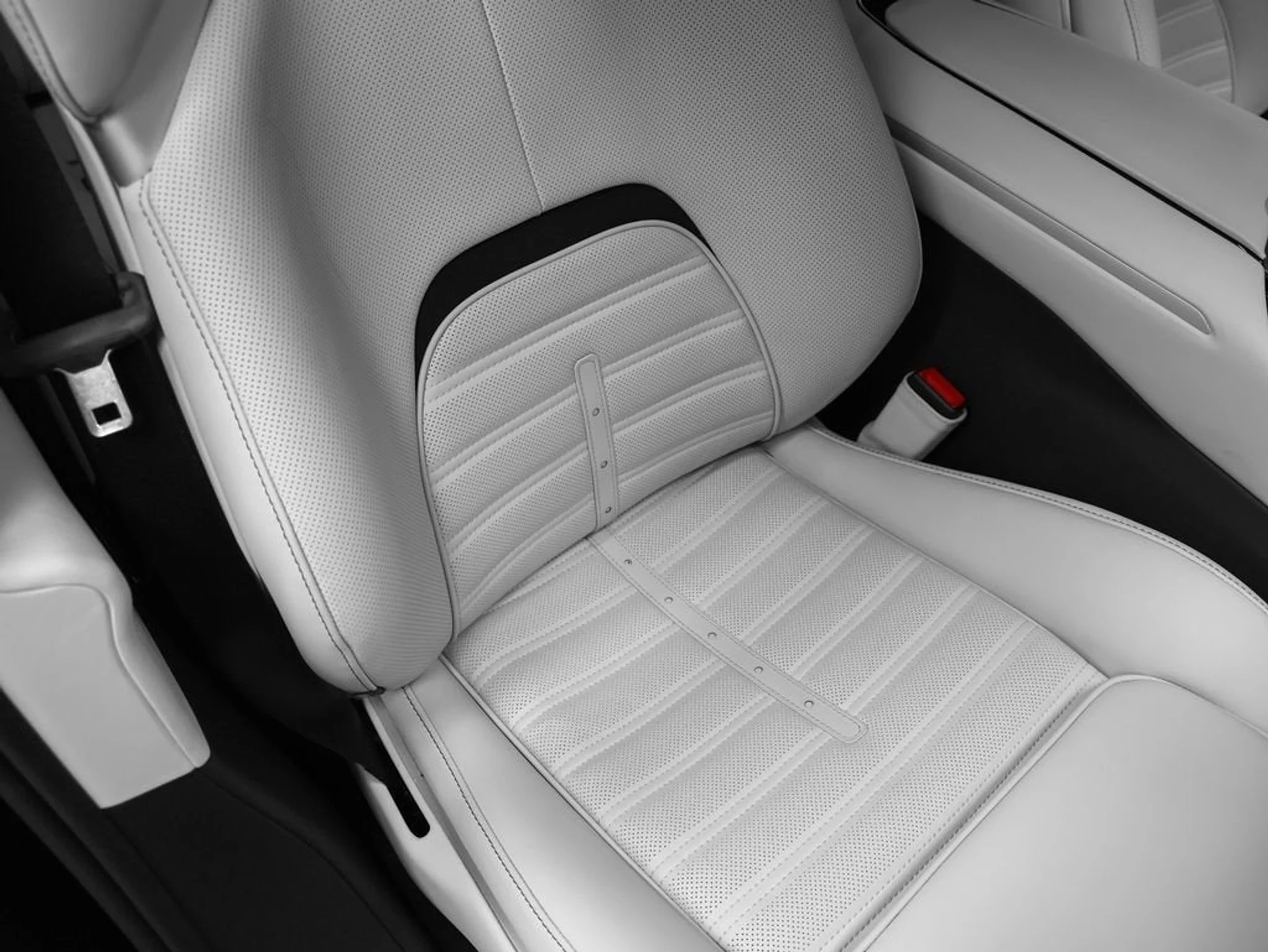 mph027_1136903601_28_4d8648b0f3