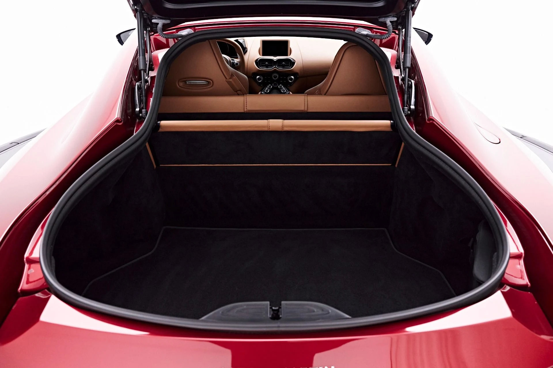mph027_1140898150_Used_2020_Aston_Martin_Vantage_Base_1777504288_4a19fd4680