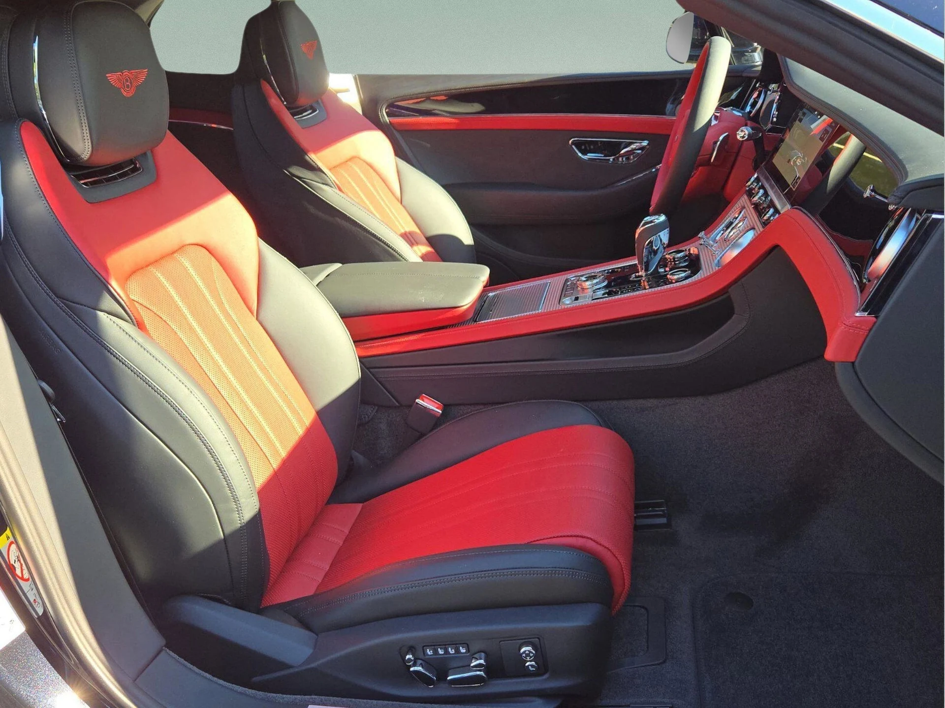 mph027_1141924676_26d5fe4fe90232a405eda5b87cff6e14x_3371dfc8b6