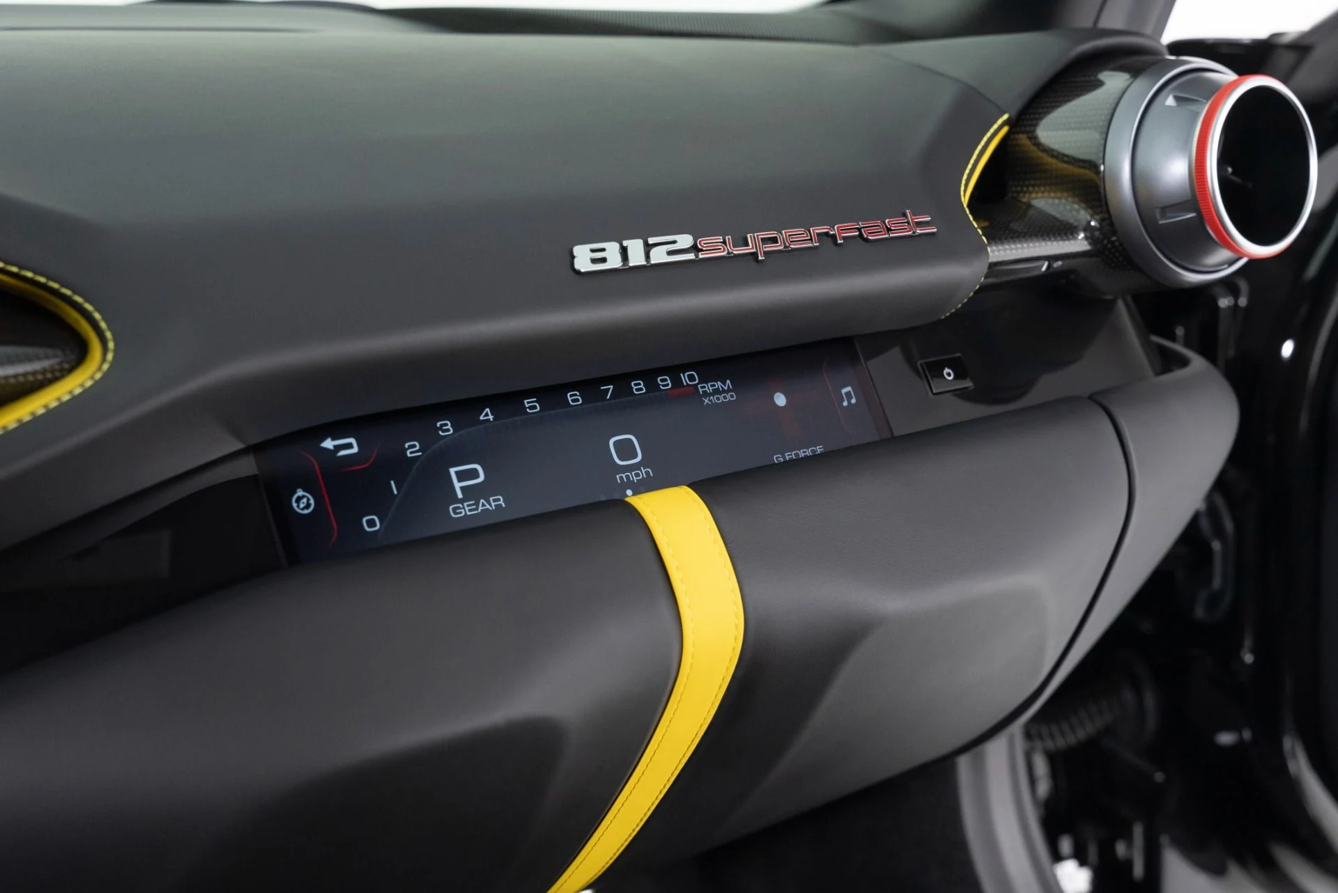 mph027_1145212706_Used_2019_Ferrari_812_Superfast_1719262607_b936ec3fdc