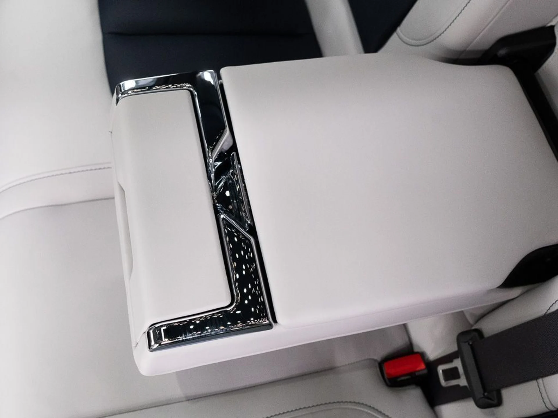 mph027_1147522179_4dce9216bd4fd38d5ec45d140ff010cf_b1c85b5d4e