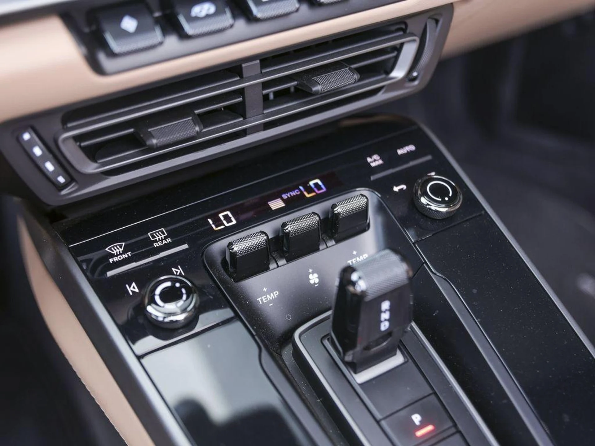 mph027_1154152214_ti_Q6_M_Vaz_TO_Mppo_Ekws3_Bo_I1_Rb_M_a5135cf042