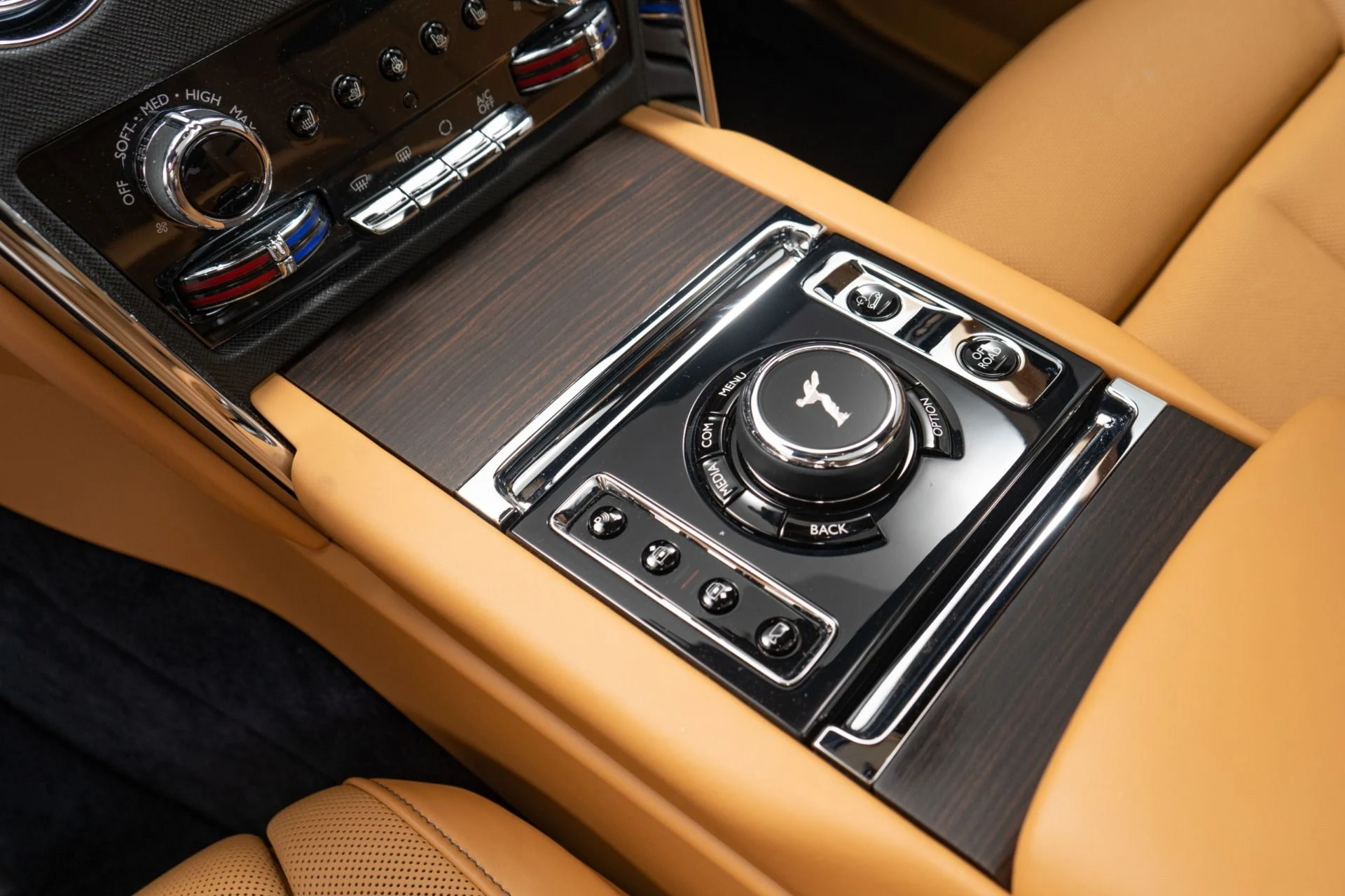 mph027_1156848143_Used_2020_Rolls_Royce_Cullinan_Rear_Theatre_Configuration_Bespoke_Audio_Picnic_Tables_1785529076_60a8bd42d0
