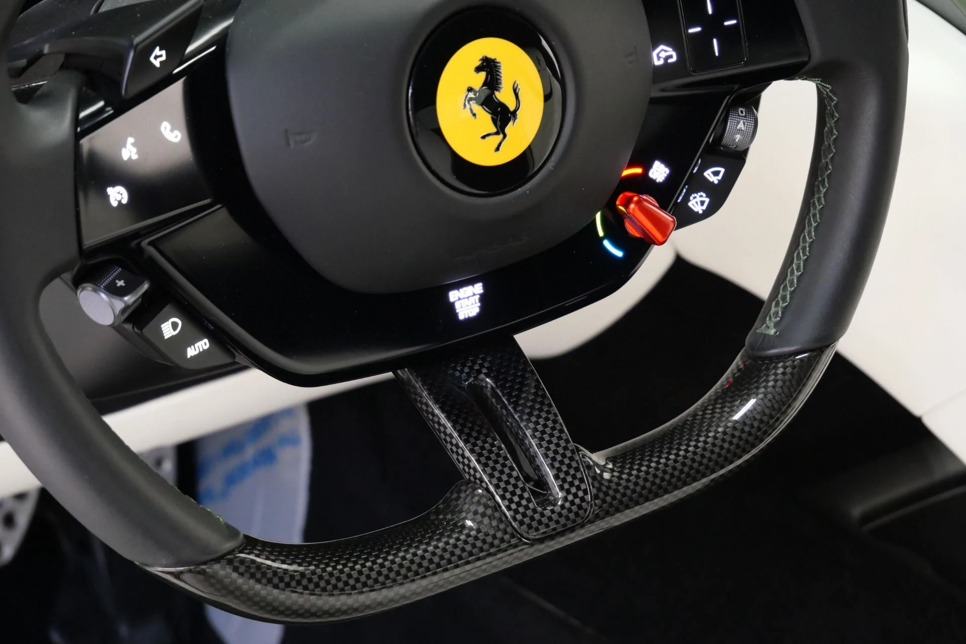 mph027_1161298355_Used_2024_Ferrari_Roma_1755879459_a88ff97999