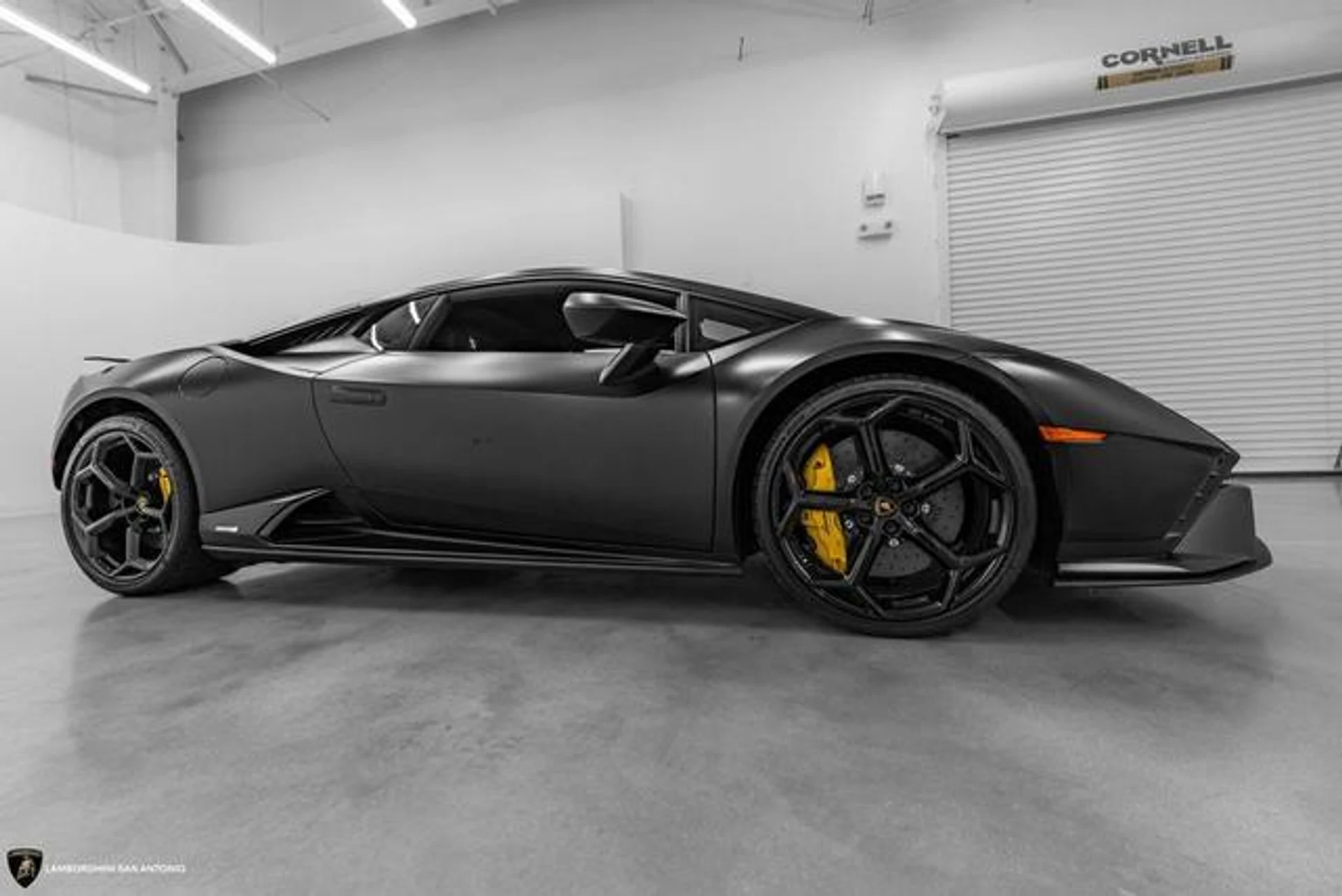 mph027_1169272918_0tn_YZ_Dok0r8_I_Cp_Xveug_J_j_ID_jg_02b8c8f71f