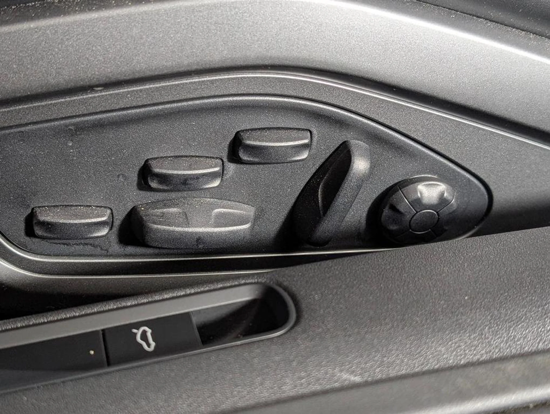 mph027_1173269258_nv6i_L0_C2f0_M9_Npy2_r_Uapsep_GA_6d9b0fef04