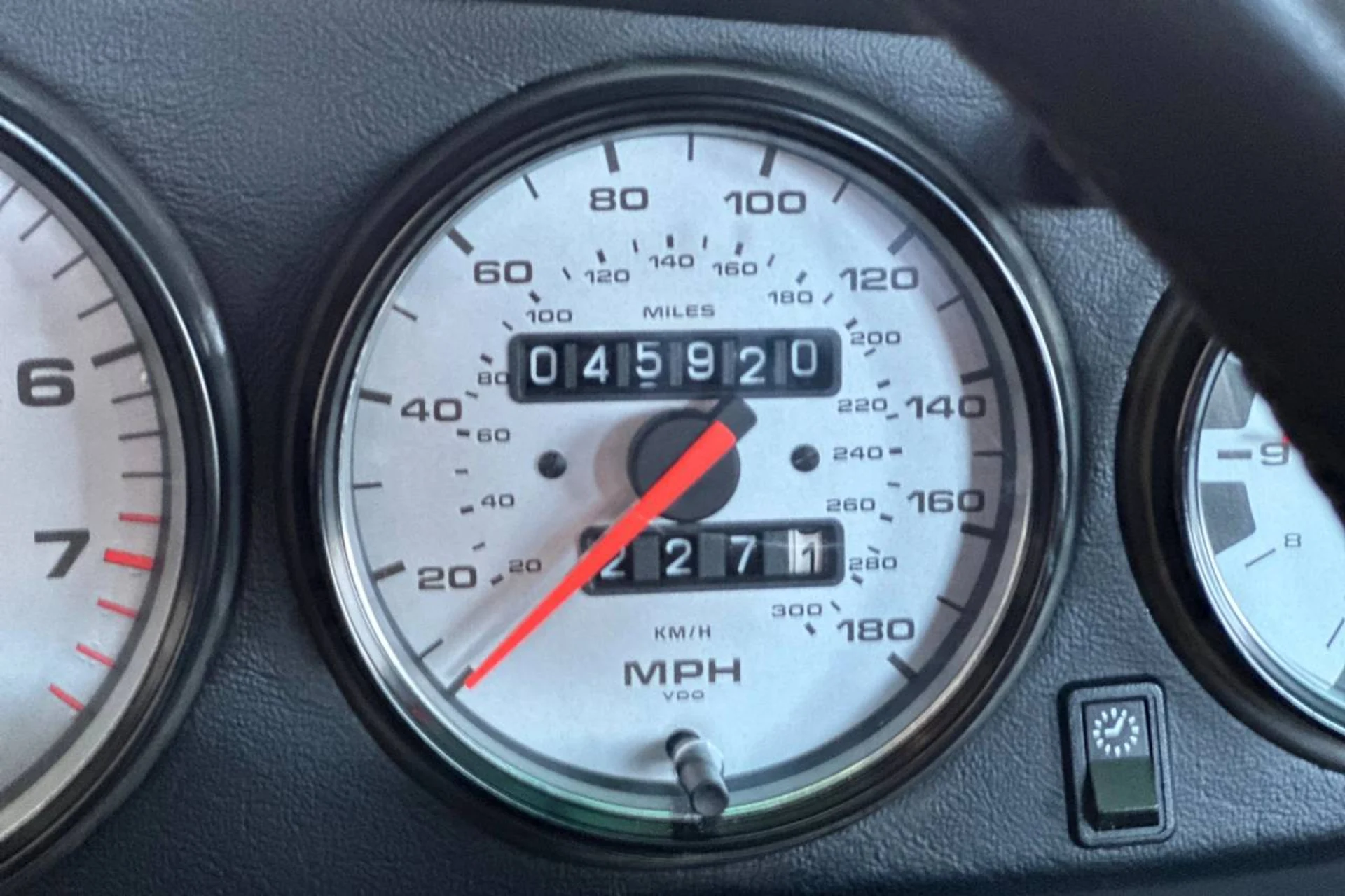 mph027_1175195450_1280_aa790aefd3