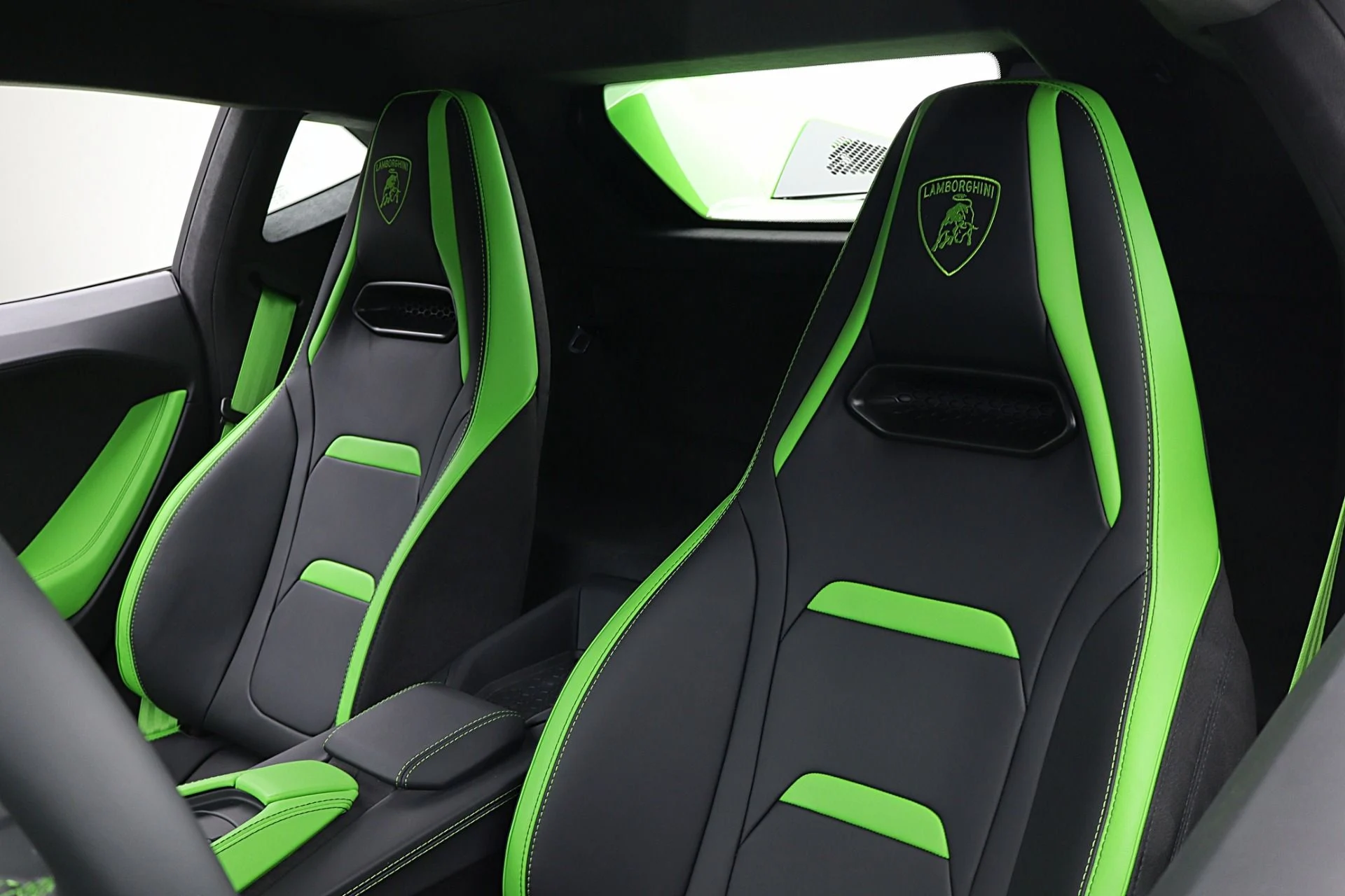 mph027_117522430_New_2026_Lamborghini_Temerario_1bee632824