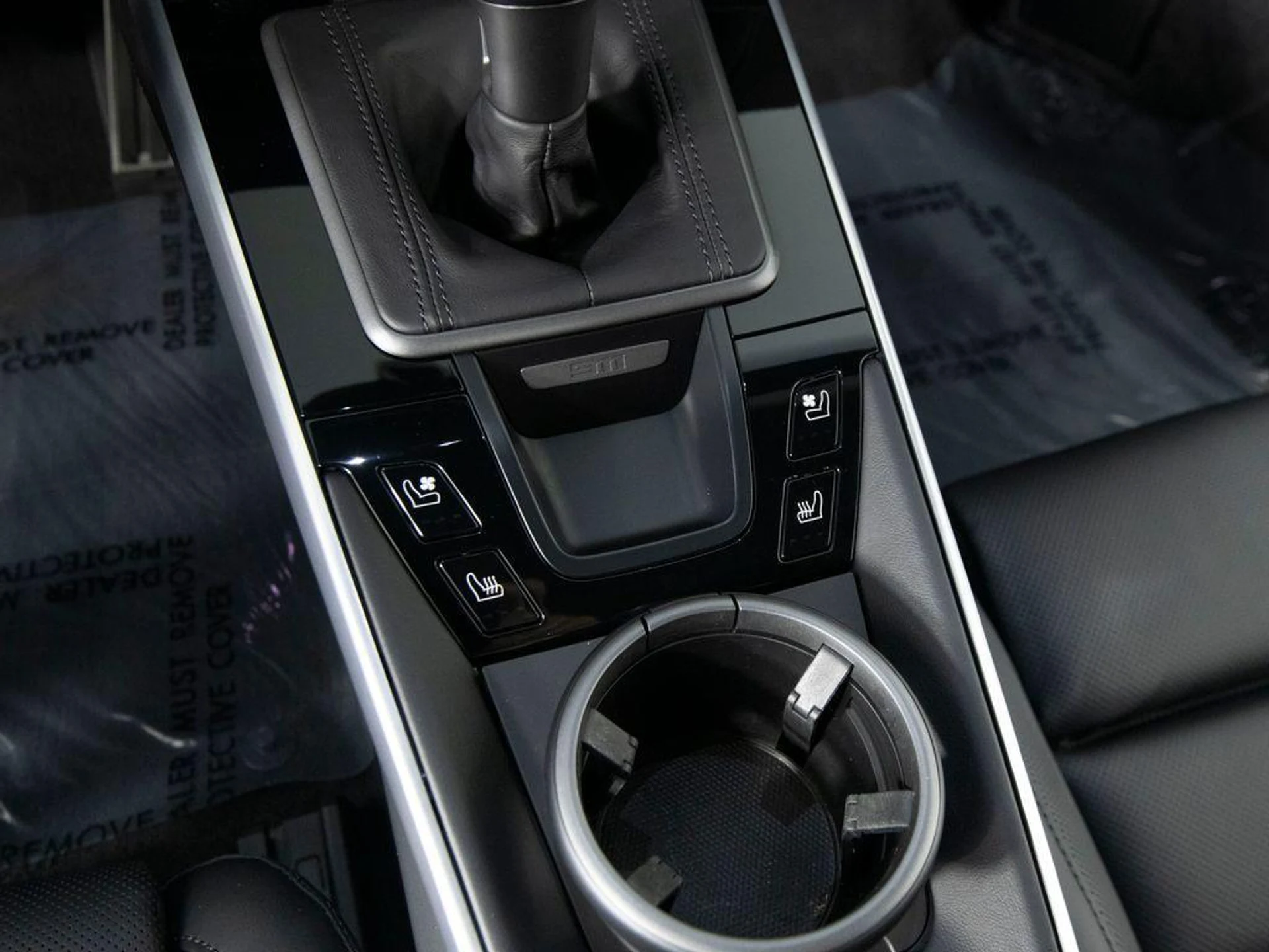 mph027_1175838925_i_R_ih_D7ej7o_C16_VGSC_Ref_ME_4920_79db52cf84