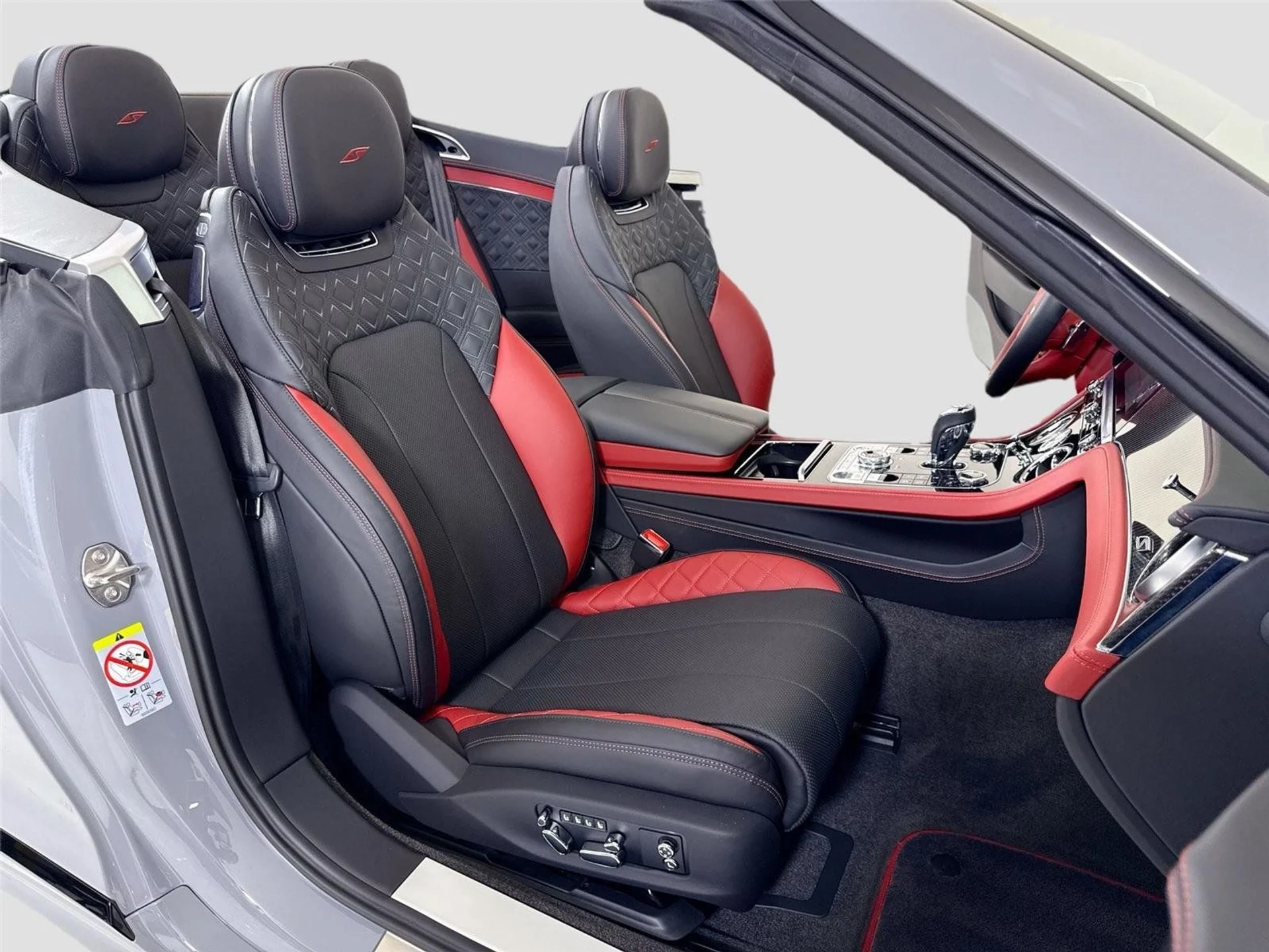 mph027_1177205478_6770439af62c01430e2c4ab31b495da9_dd8ea10205