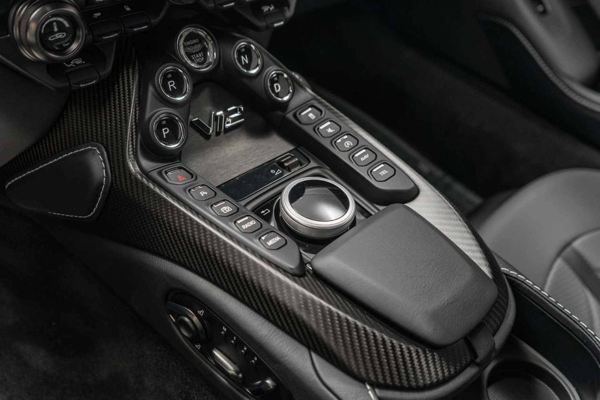 mph027_1192372095_Used_2023_Aston_Martin_Vantage_V12_1755616740_54068af15a