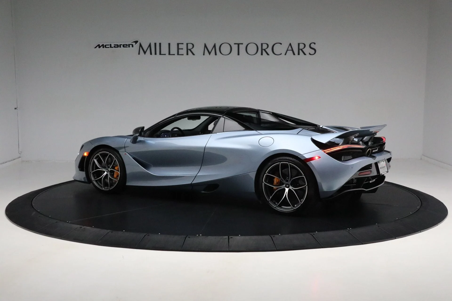 mph027_1201767816_Used_2023_Mc_Laren_720_S_Spider_Performance_ed5dd3546b