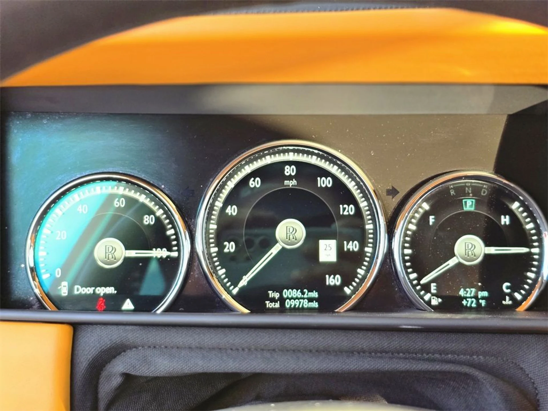 mph027_1207785250_0b5c32927ea119b84e73969c0d0e9ca3_1524ef8afb