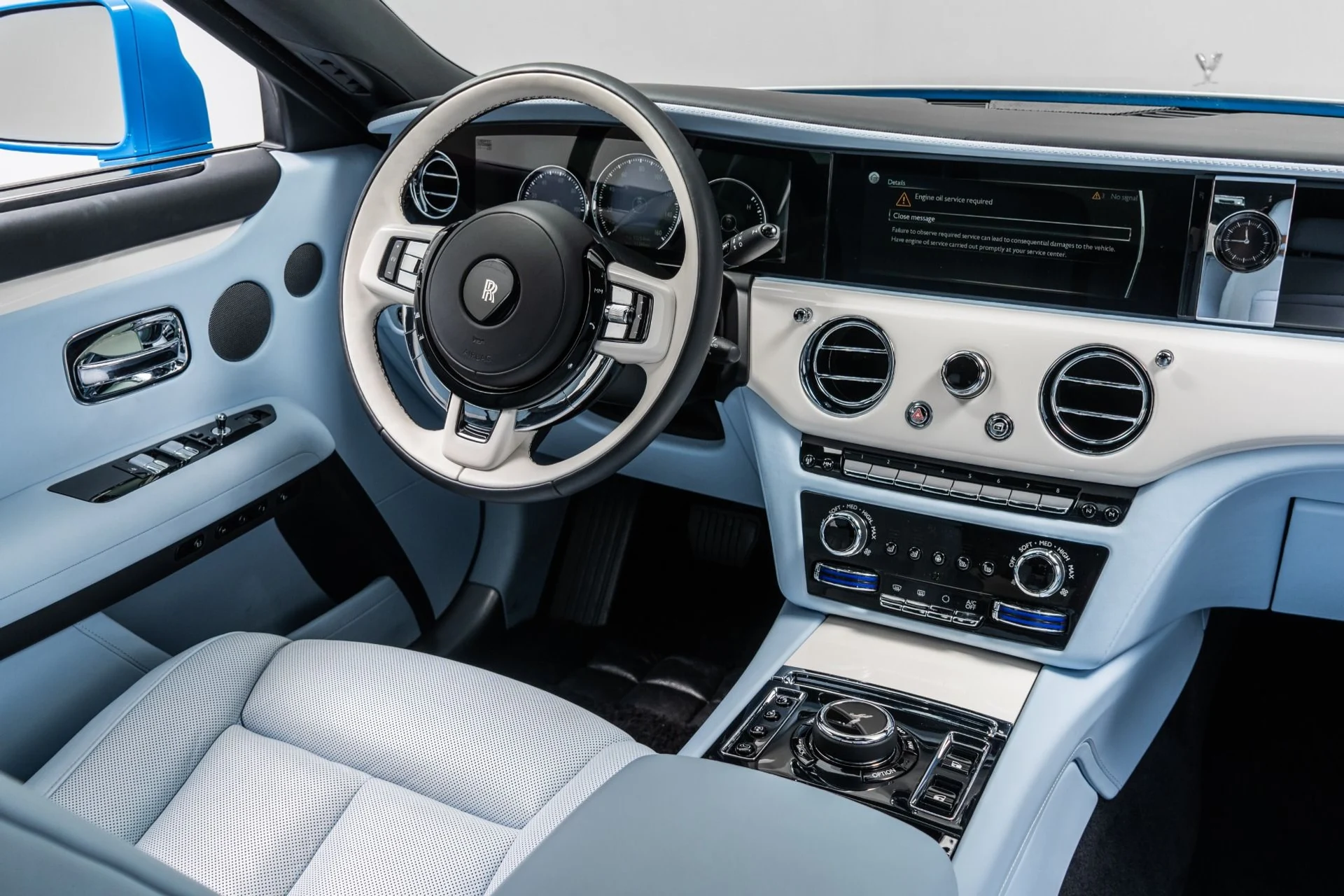 mph027_120915243_Used_2023_Rolls_Royce_Ghost_Special_Order_Color_Commissioned_Collection_Interior_1789680360_a909772a4b